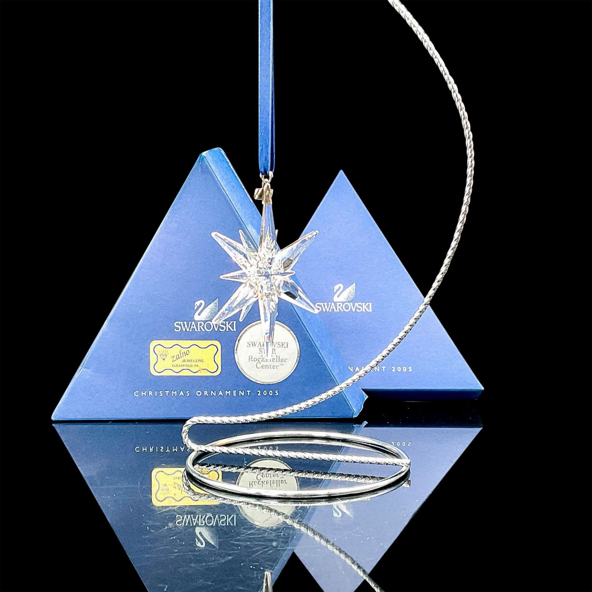 Swarovski Crystal Ornament, Rockefeller Star with Stand - Image 3 of 3