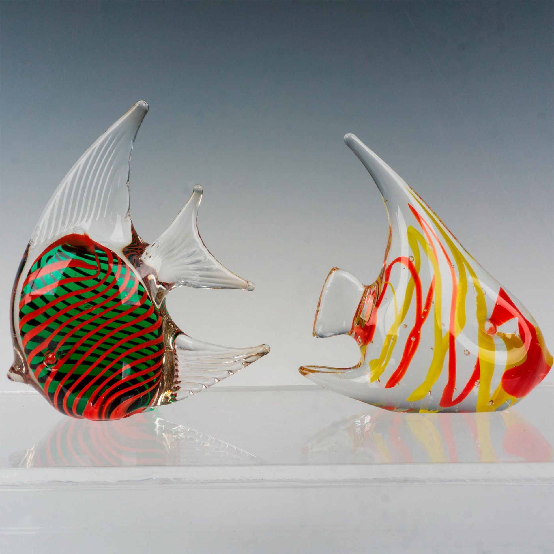 2pc Vintage Murano Art Glass Tropical Fish Paperweight - Image 2 of 3