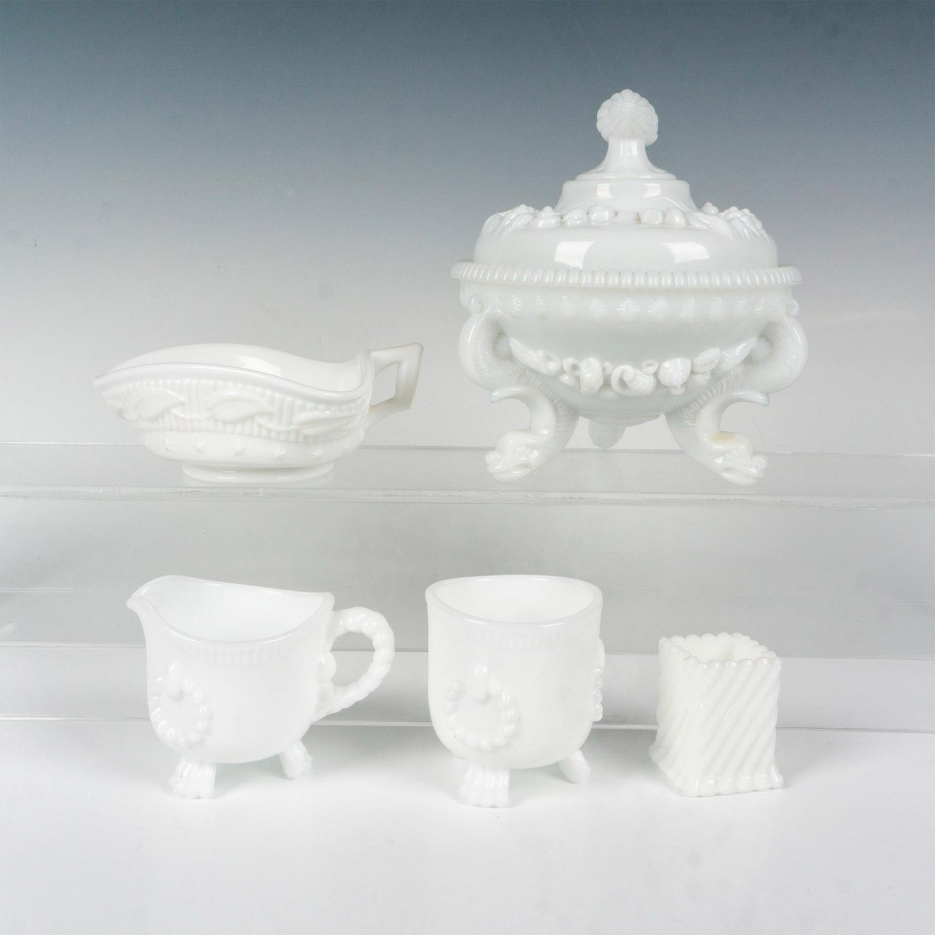 5pc Vintage Milk Glass Tableware Grouping