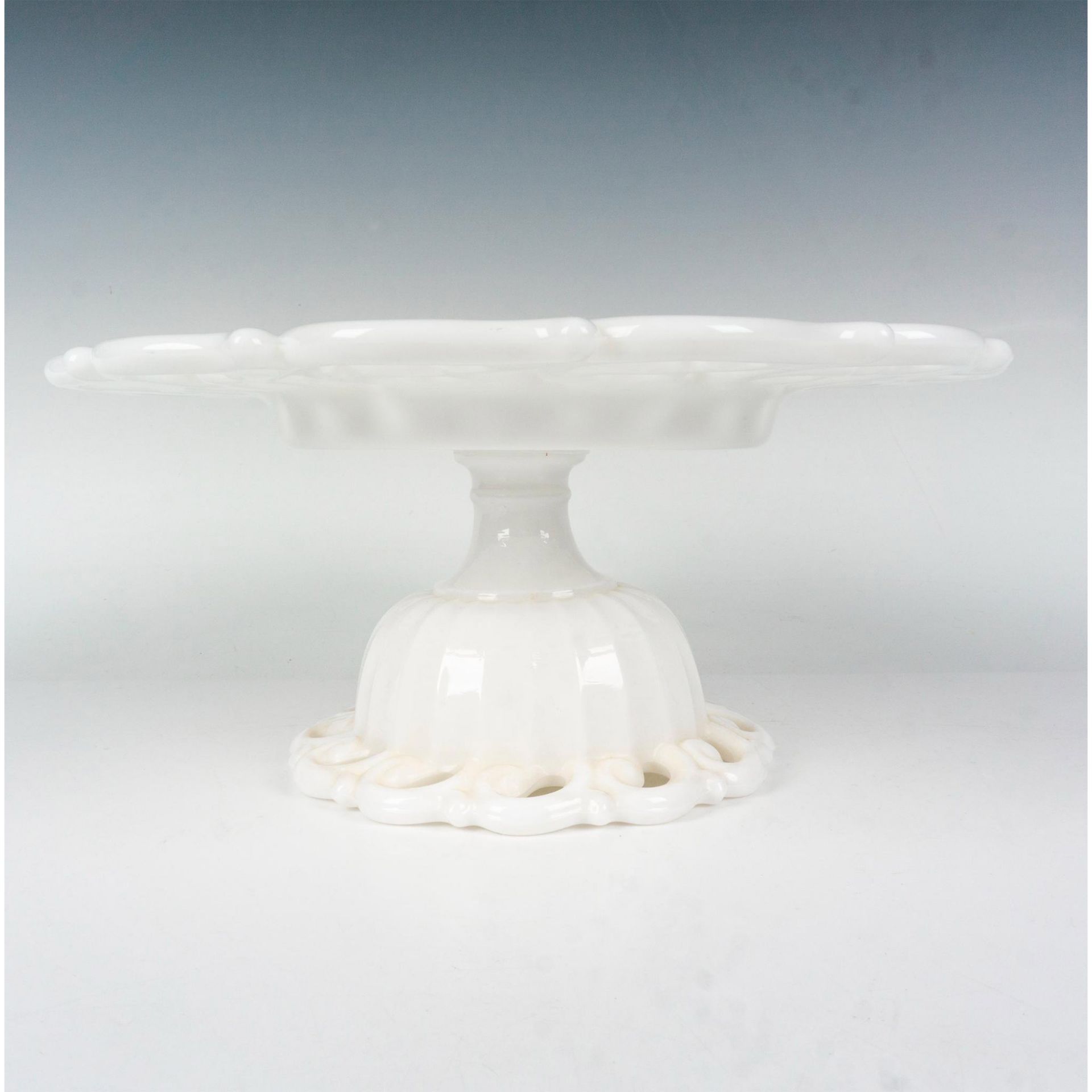 Vintage Fostoria Monroe Pattern Lace Milk Glass Cake Stand - Image 2 of 3