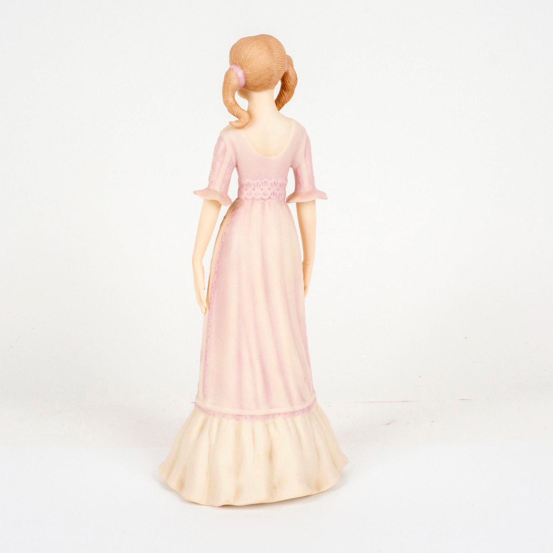 Goebel Porcelain Figurine, Gracious Princess - Bild 2 aus 3