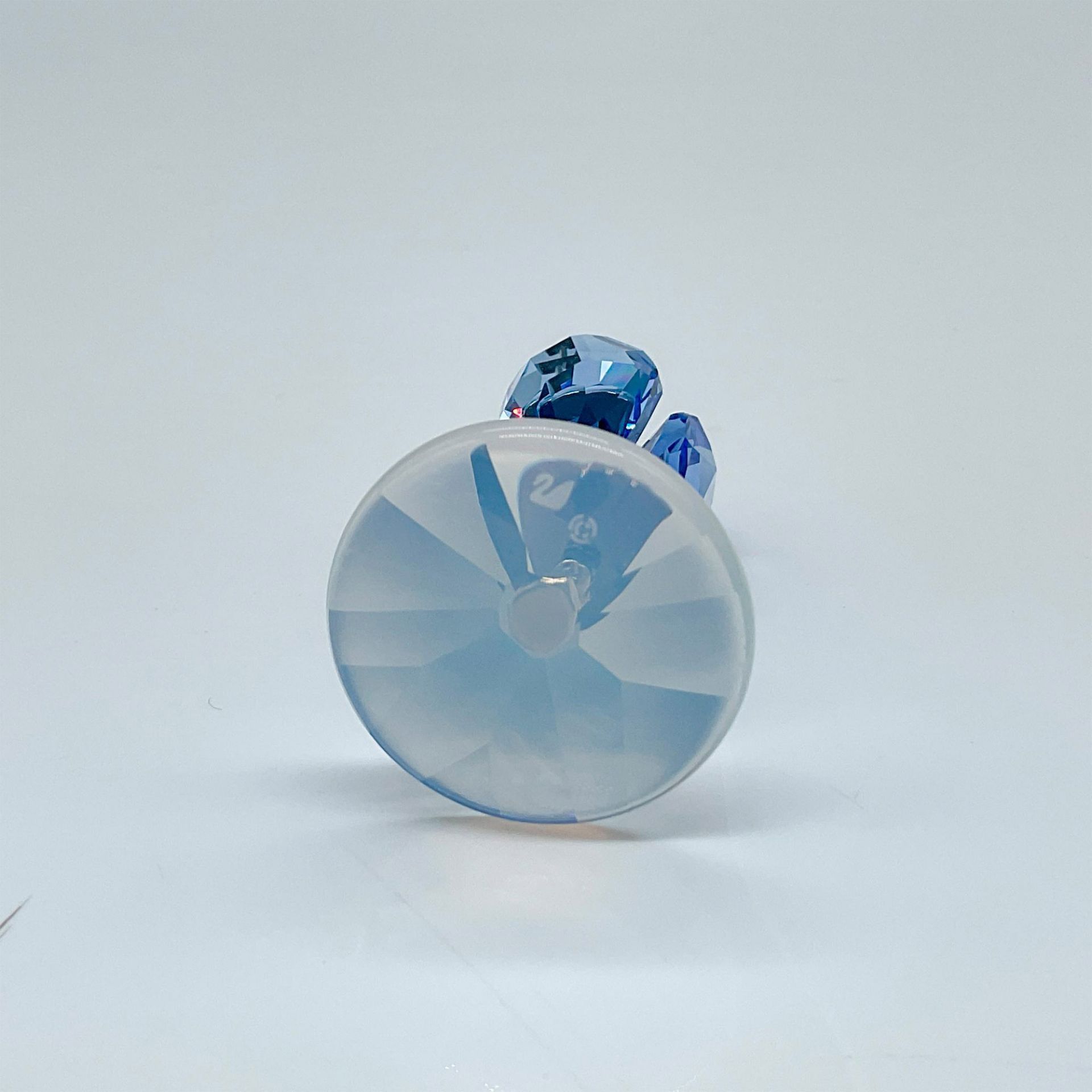 Swarovski Crystal Figurine, Rocking Flower Juliette - Image 3 of 3