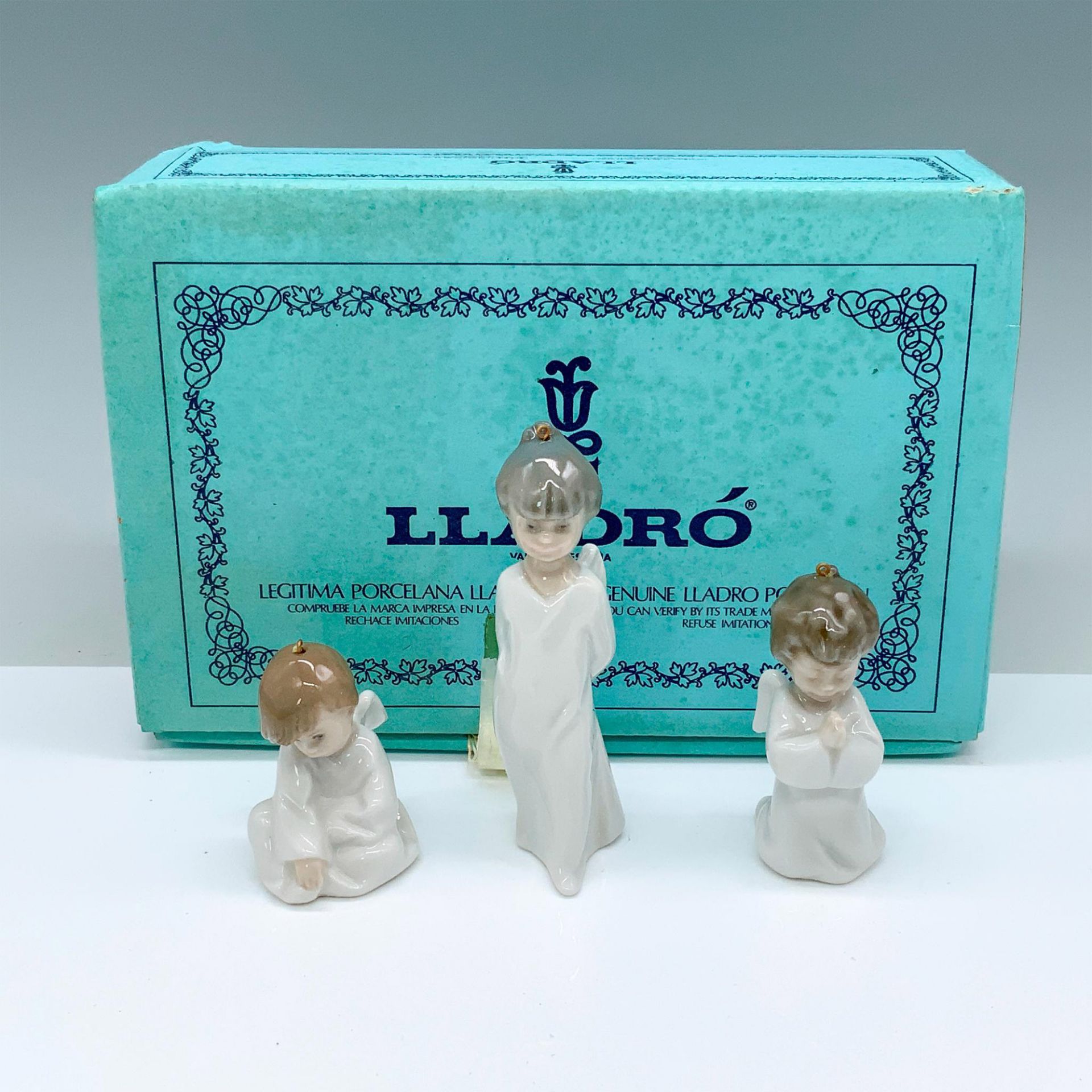 Mini Angels 1001604 - Lladro Porcelain Figurine - Image 4 of 4