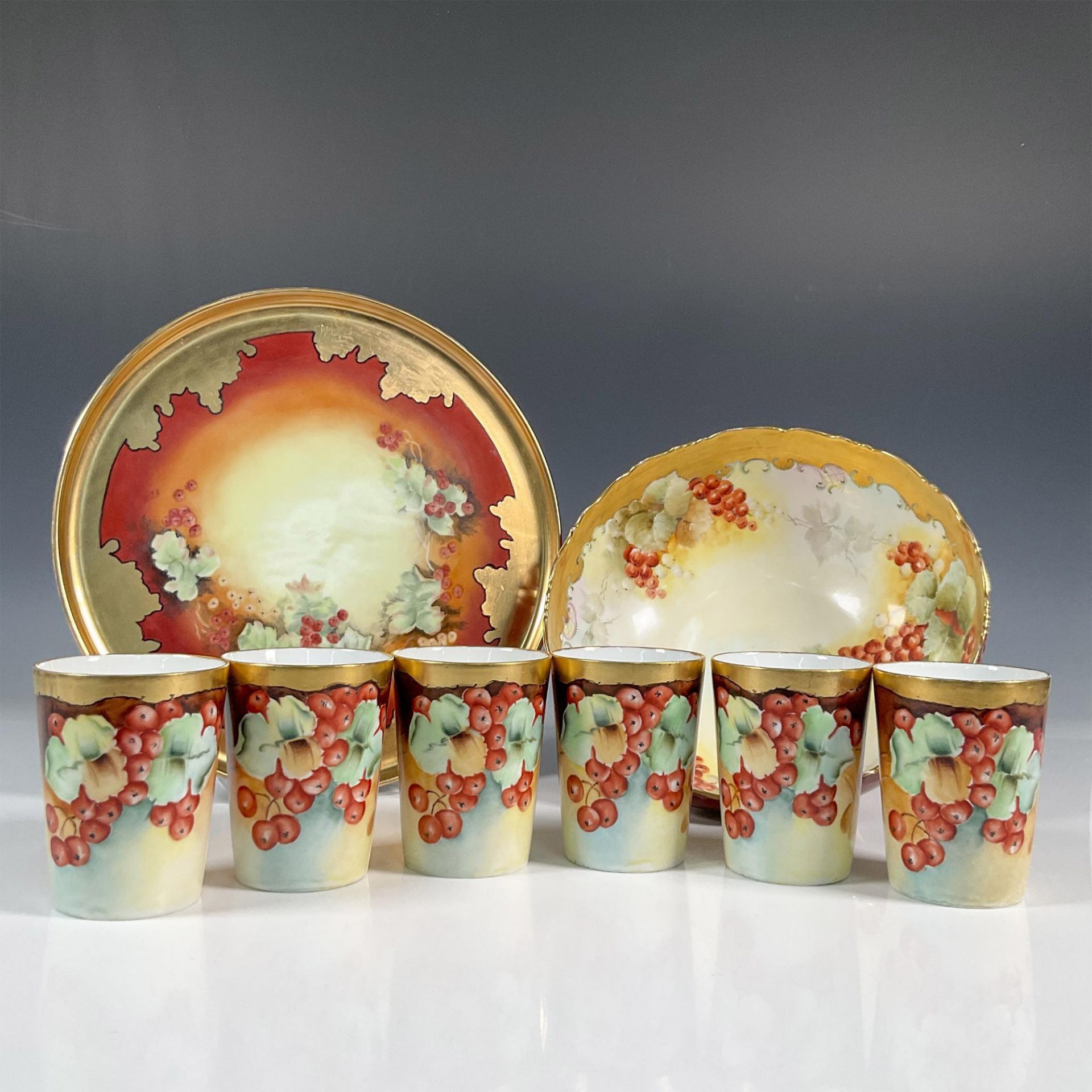 8pc Mixed Lot of Limoges Porcelain Tableware - Image 6 of 7