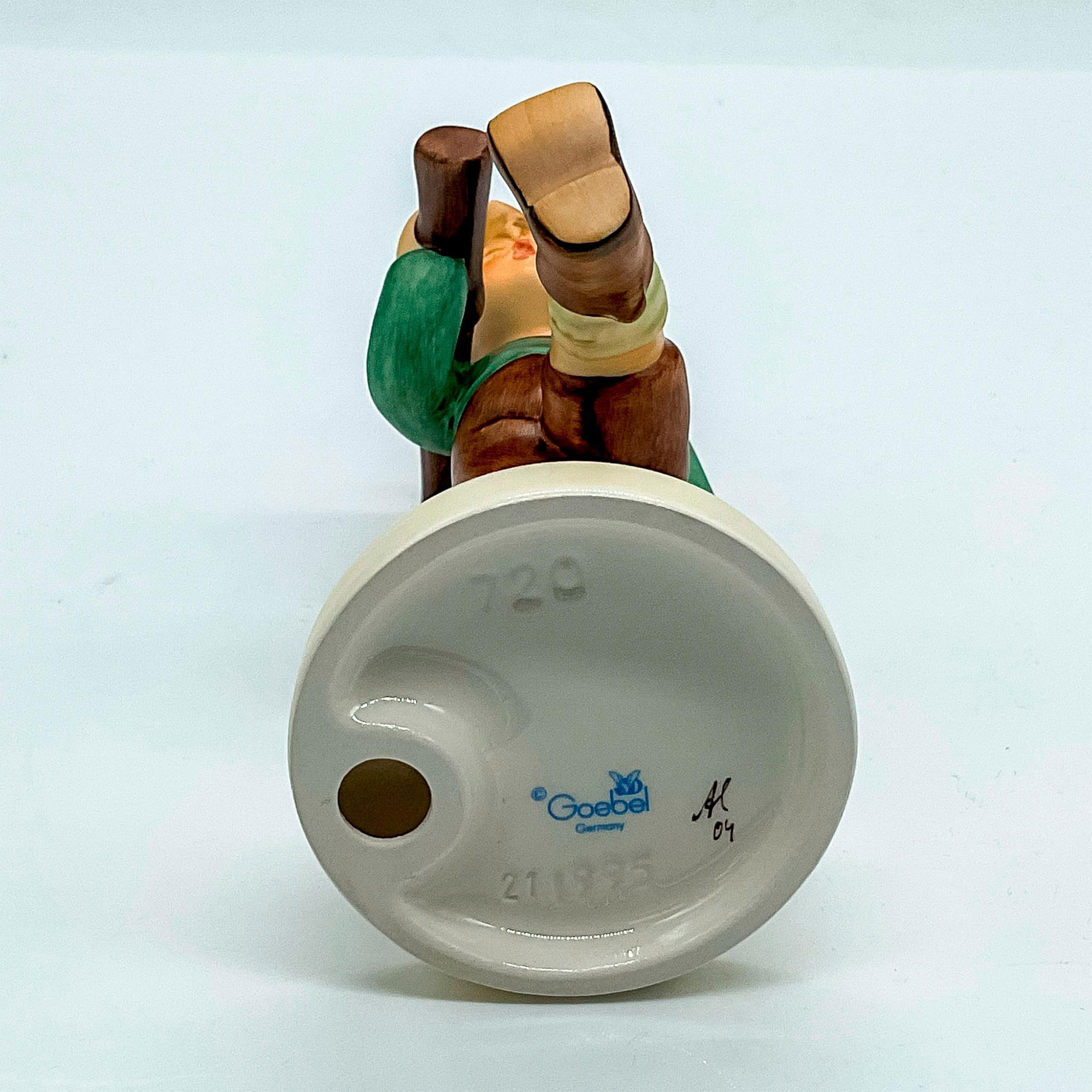 Goebel Hummel Porcelain Figurine, On Parade - Image 3 of 3