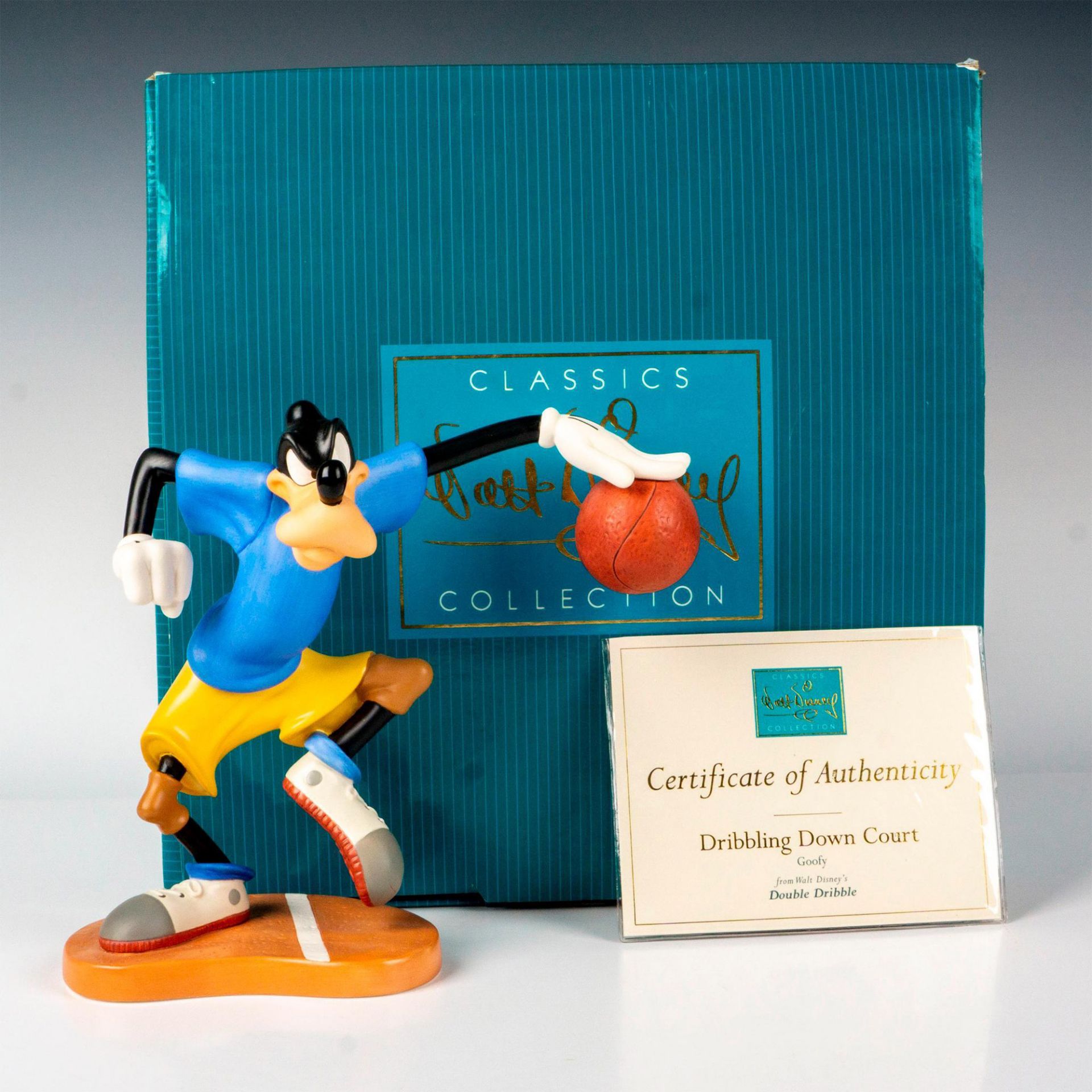 Walt Disney Classics Figurine, Goofy Dribbling Down Court - Image 4 of 4