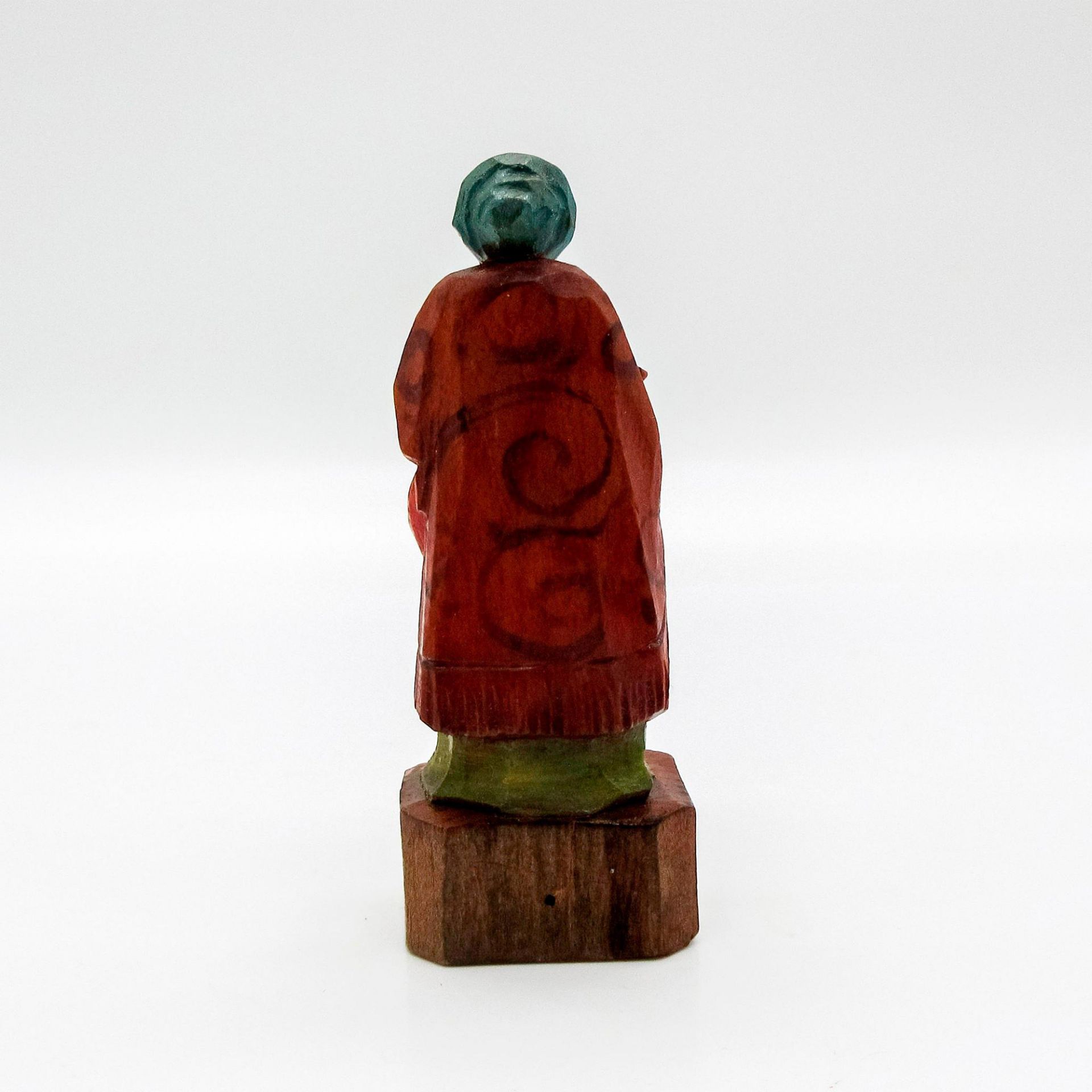 Hand Painted Dickens Miniature Wooden Carving, Mrs. Gamp - Image 2 of 3