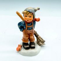 Goebel Hummel Porcelain Figurine, Winter's Here