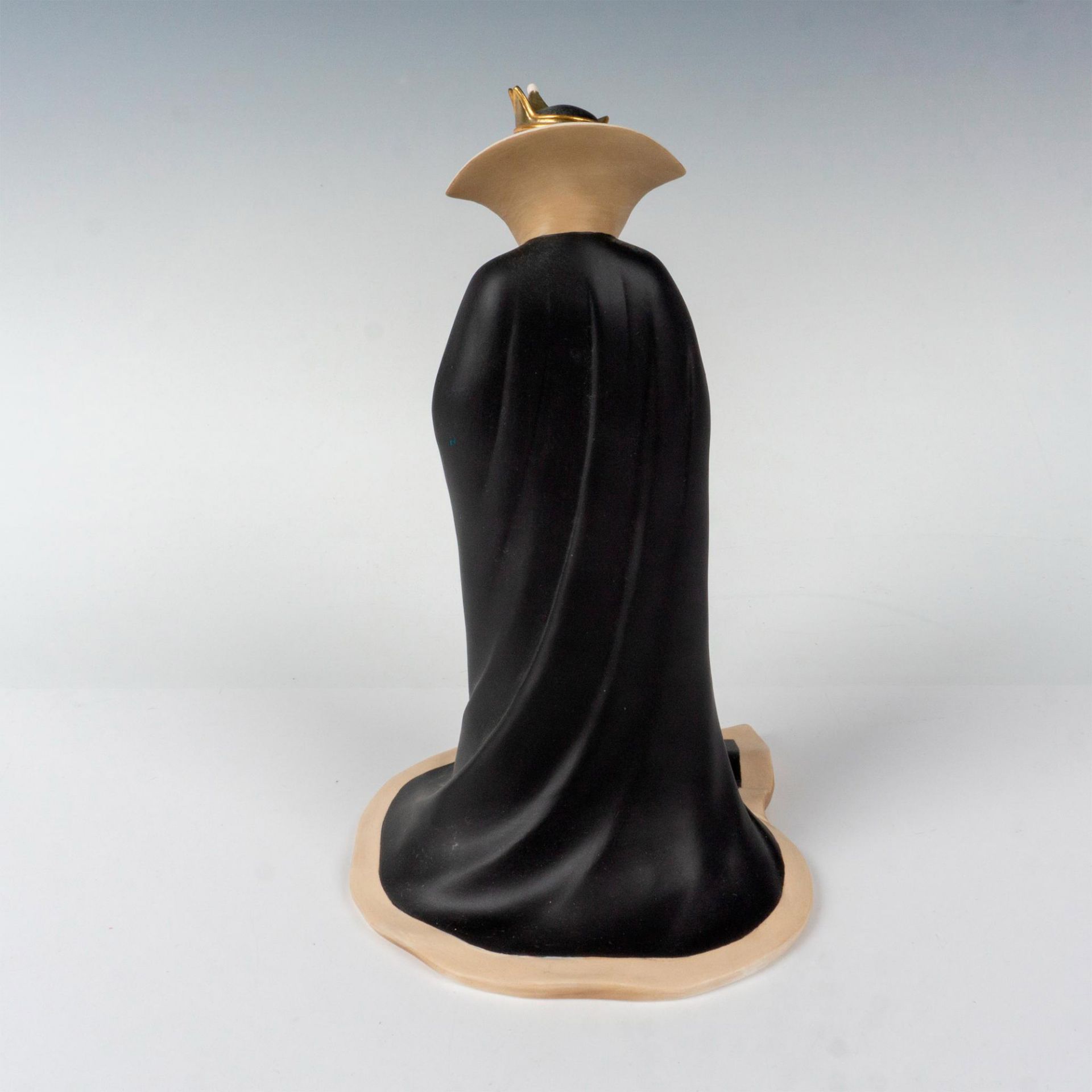 Walt Disney Classics Collection Figurine, Queen - Image 2 of 4