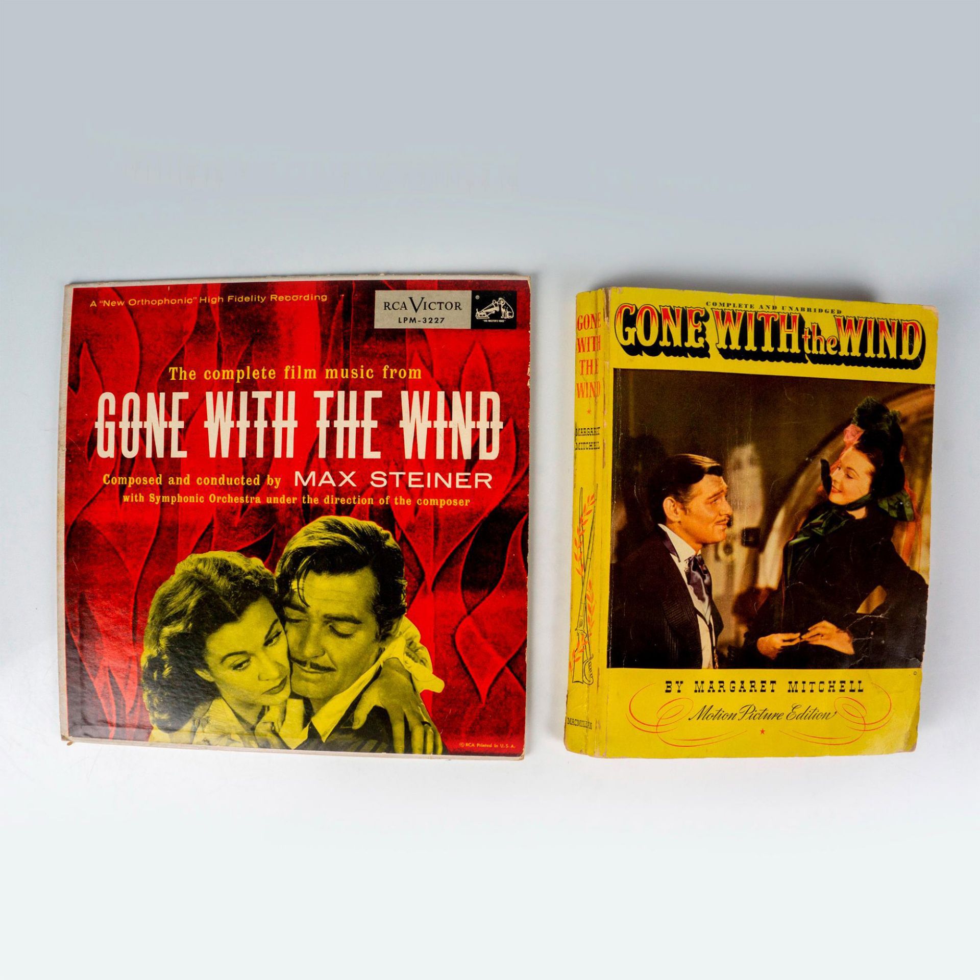 2pc Vintage Gone With The Wind Memorabilia Book and Record