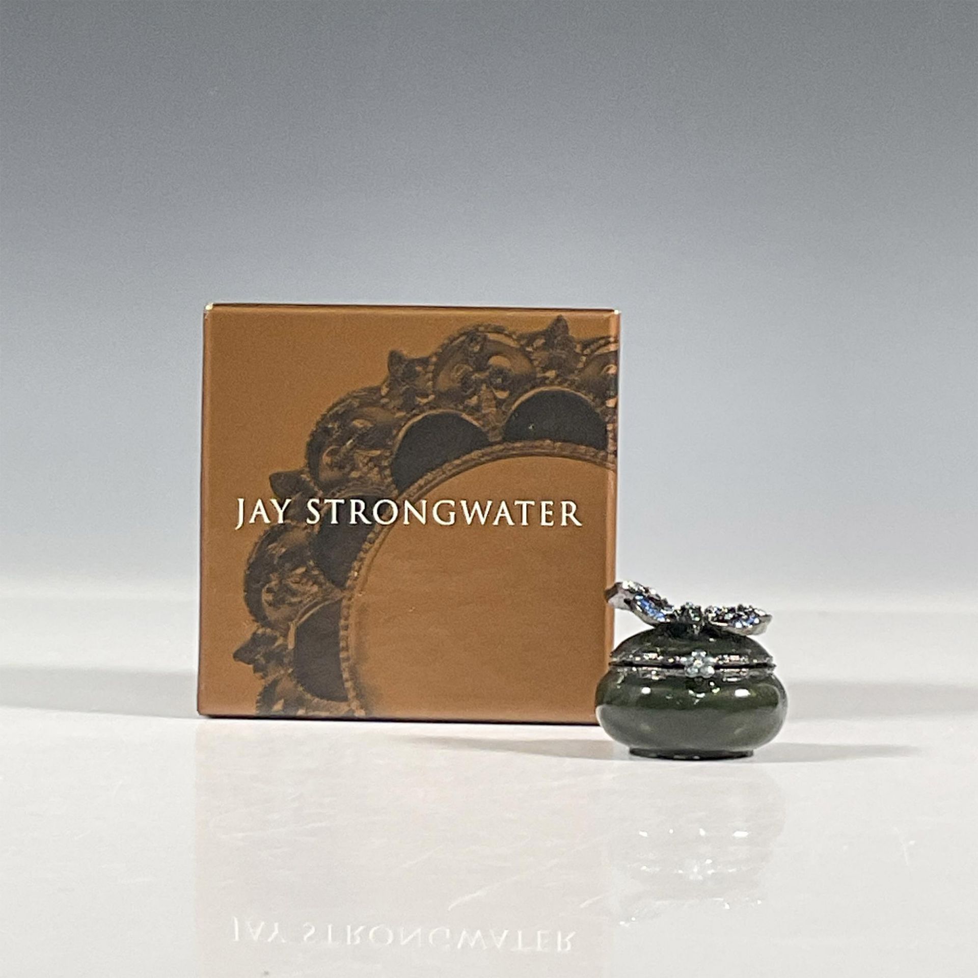 Jay Strongwater Enameled Butterfly Round Box - Image 5 of 5