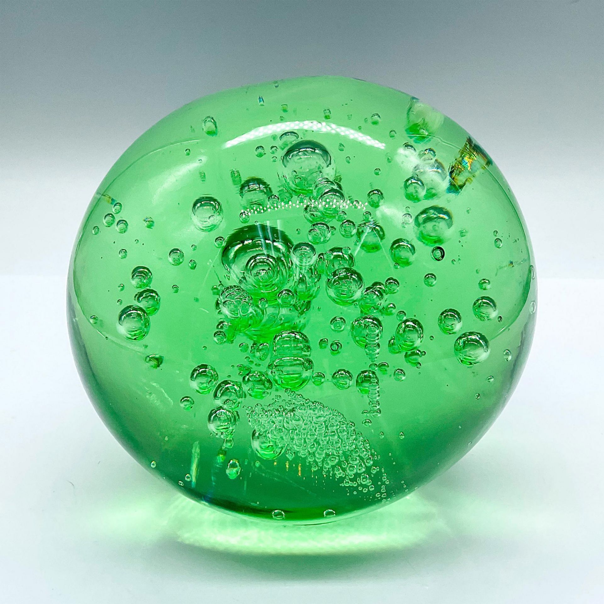 Mexican Glass Green Orb Paperweight - Image 2 of 3
