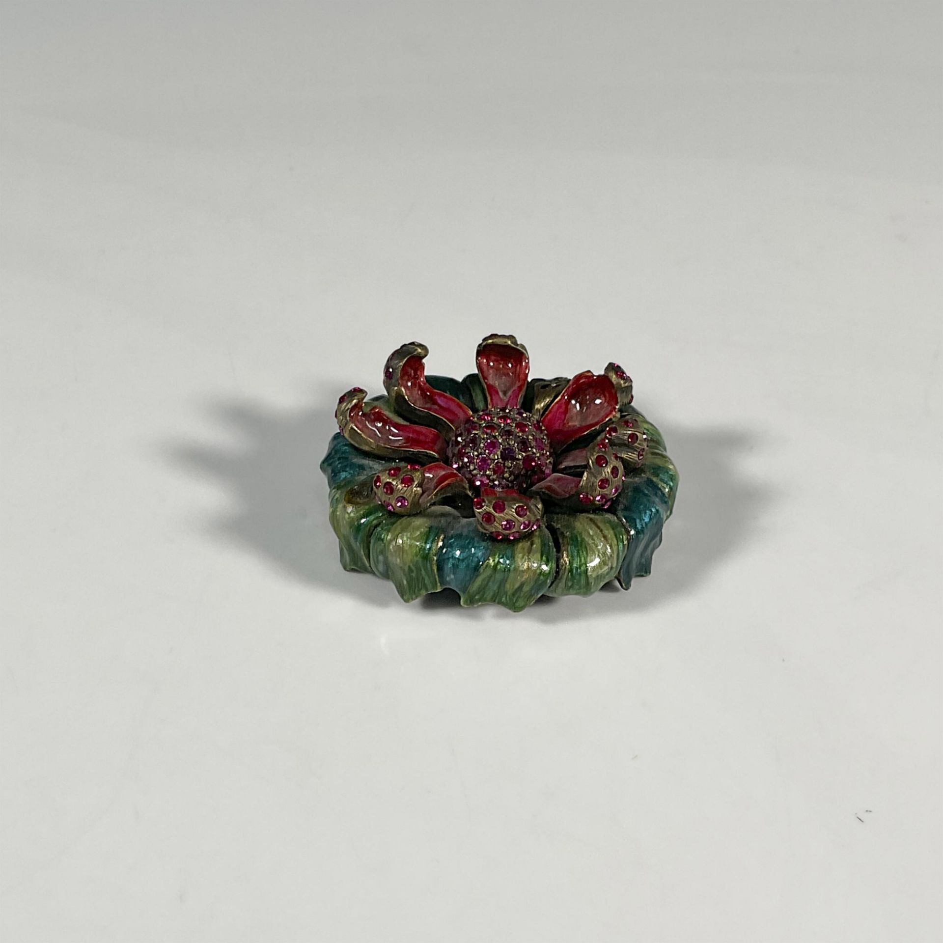Jay Strongwater Enameled Floral Candle Cover - Image 4 of 5