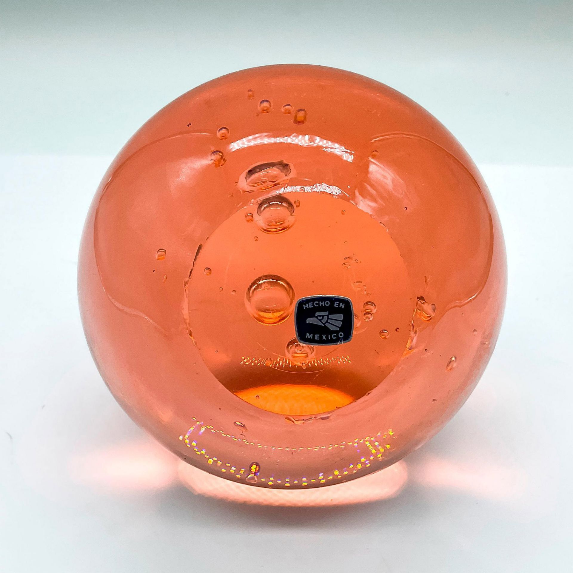 Mexican Glass Pink Orb Paperweight - Bild 3 aus 3