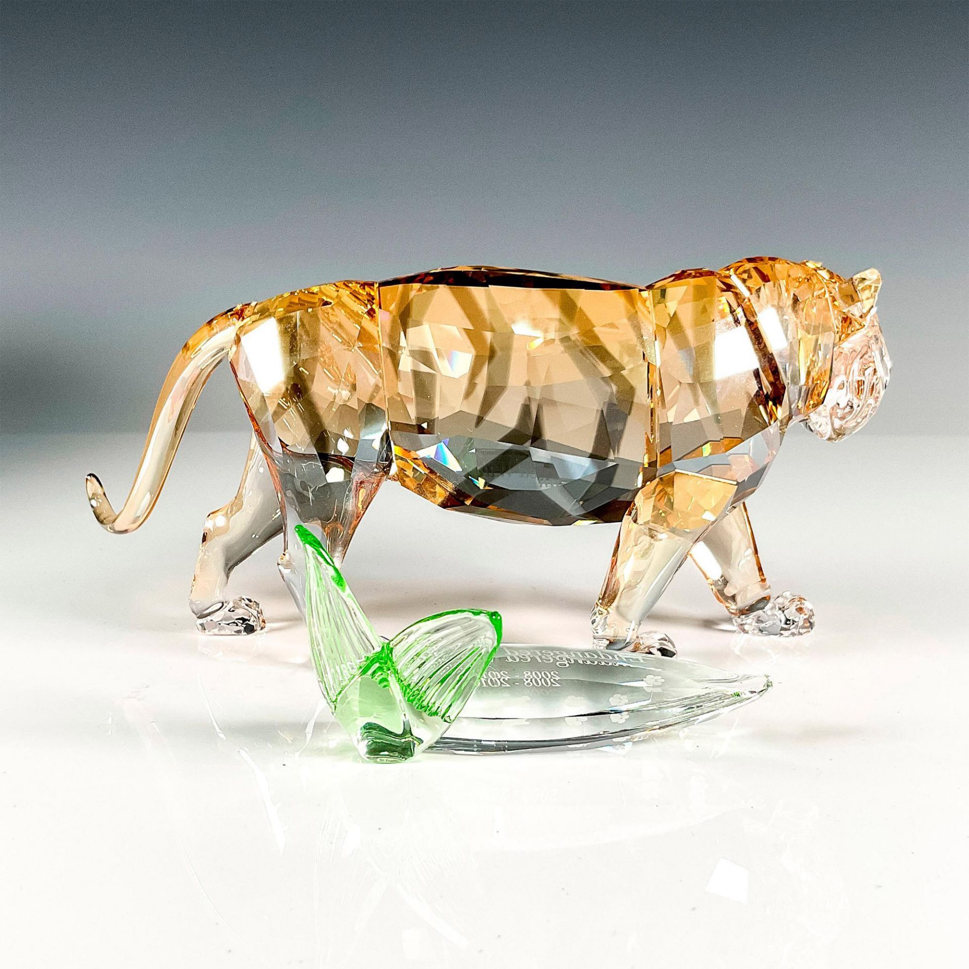 Swarovski Crystal Figurine + Plaque, Tiger - Image 2 of 4