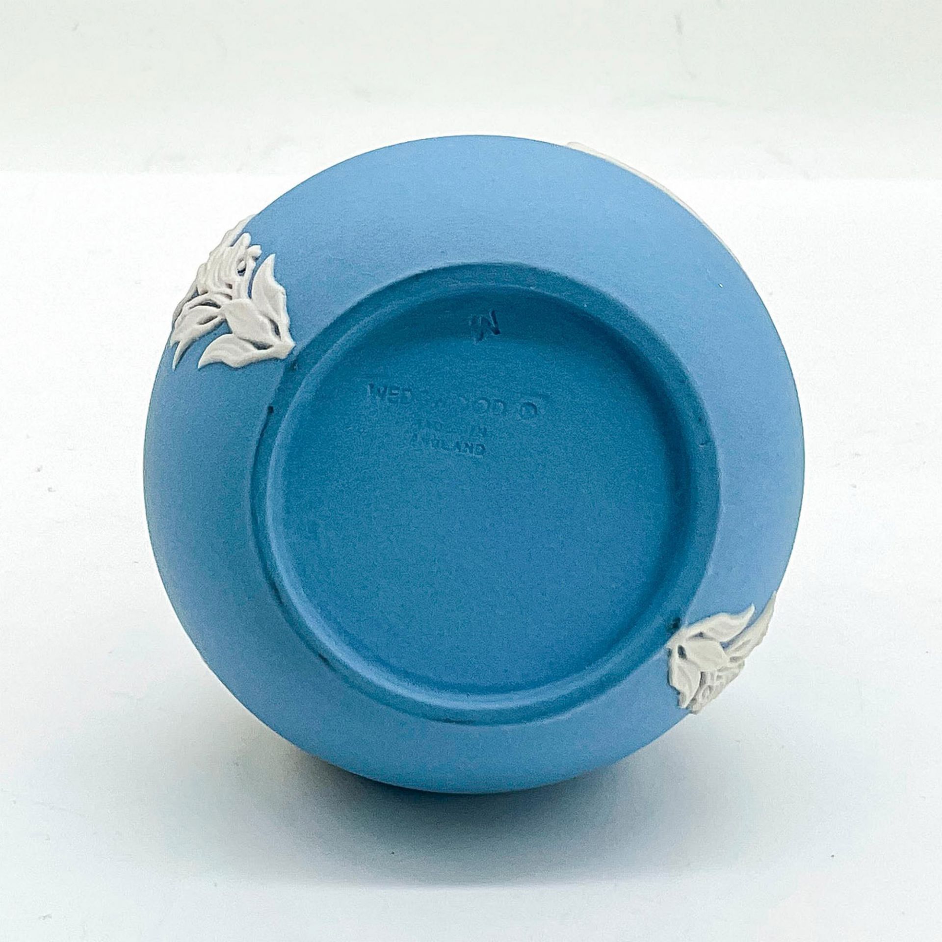 Wedgwood Blue Jasperware Bud Vase - Image 3 of 3