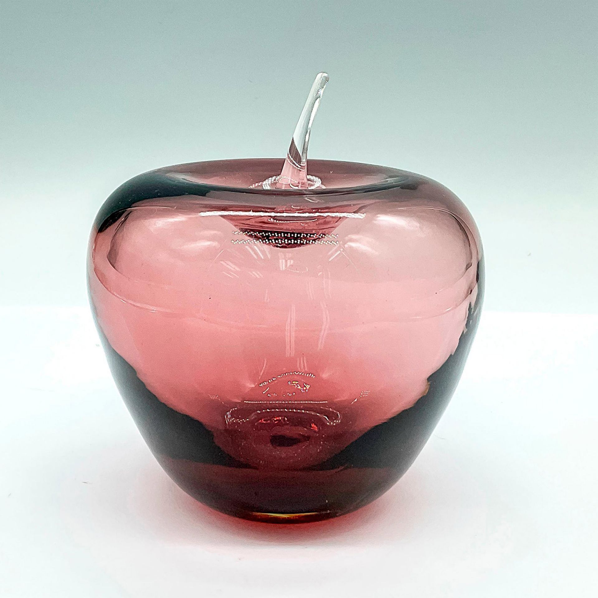 Vintage Blenko Art Glass Apple Figurine - Image 2 of 3