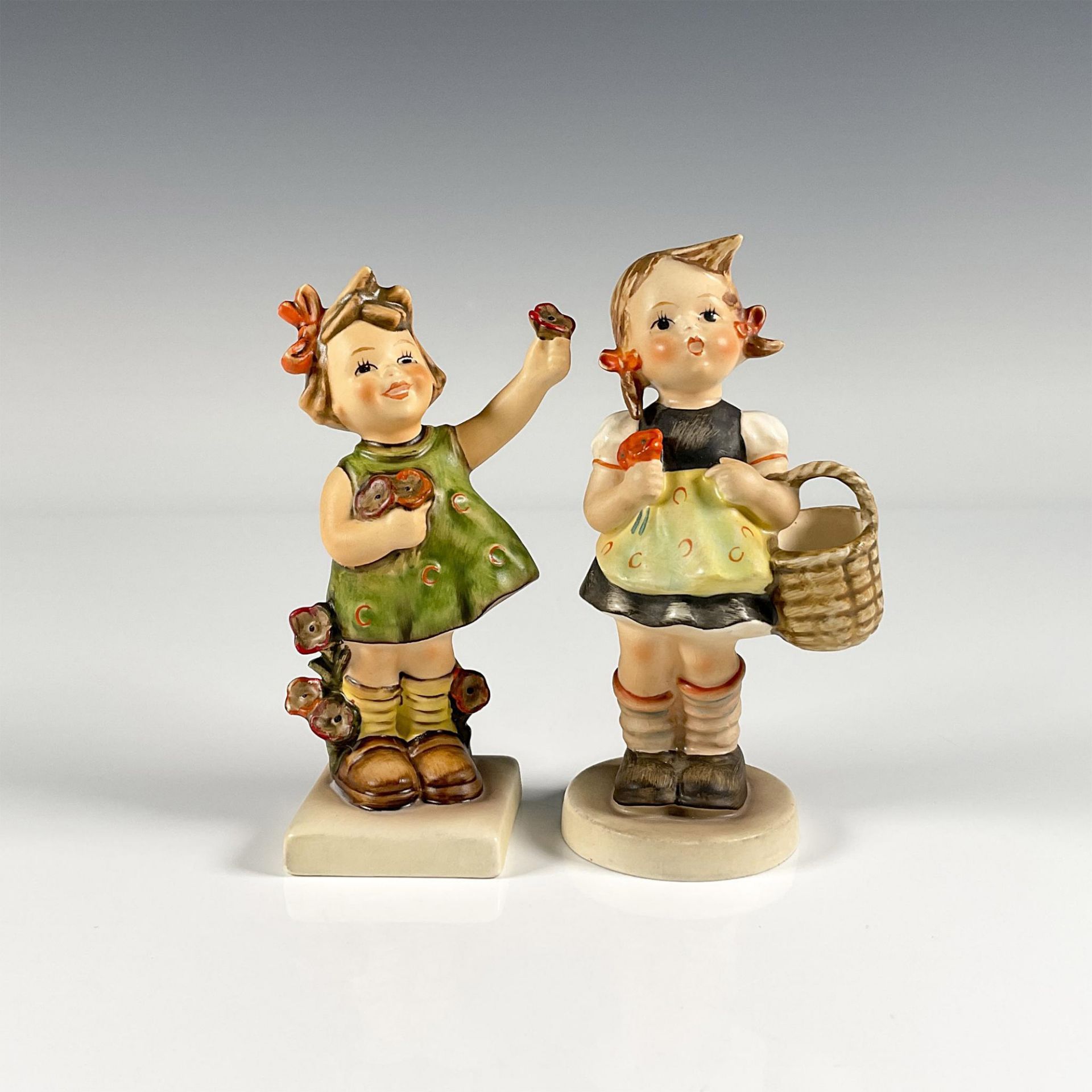 2pc Goebel Hummel Figurines, Sister, Spring Cheer