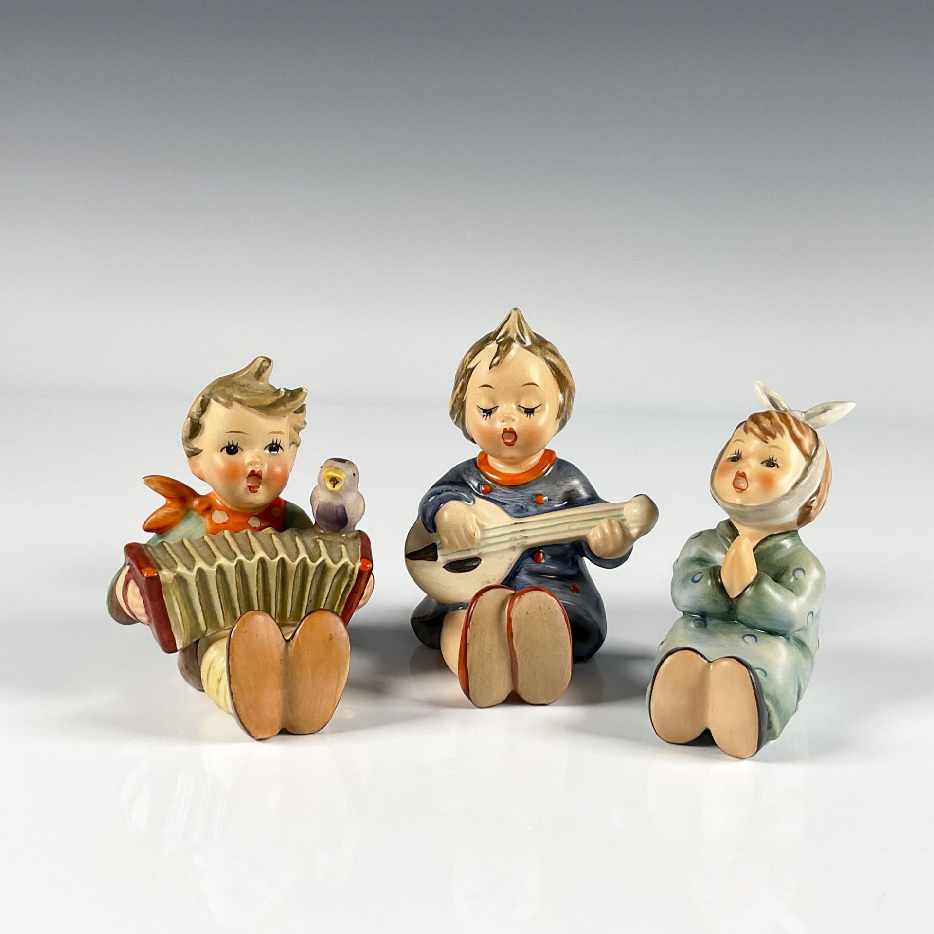 3pc Goebel Hummel Porcelain Figurines