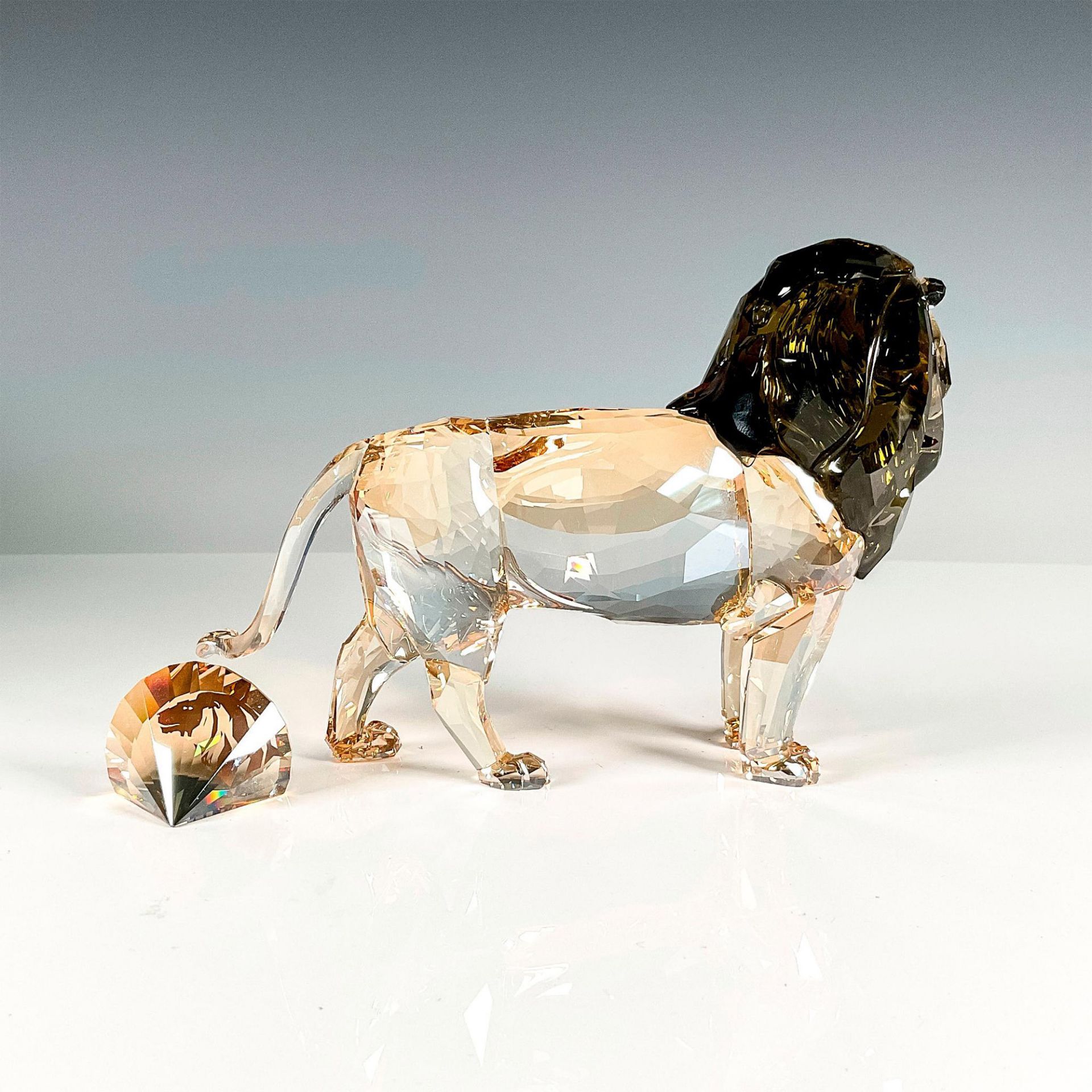Swarovski Crystal Figurine + Paperweight, Akili Lion - Image 2 of 4