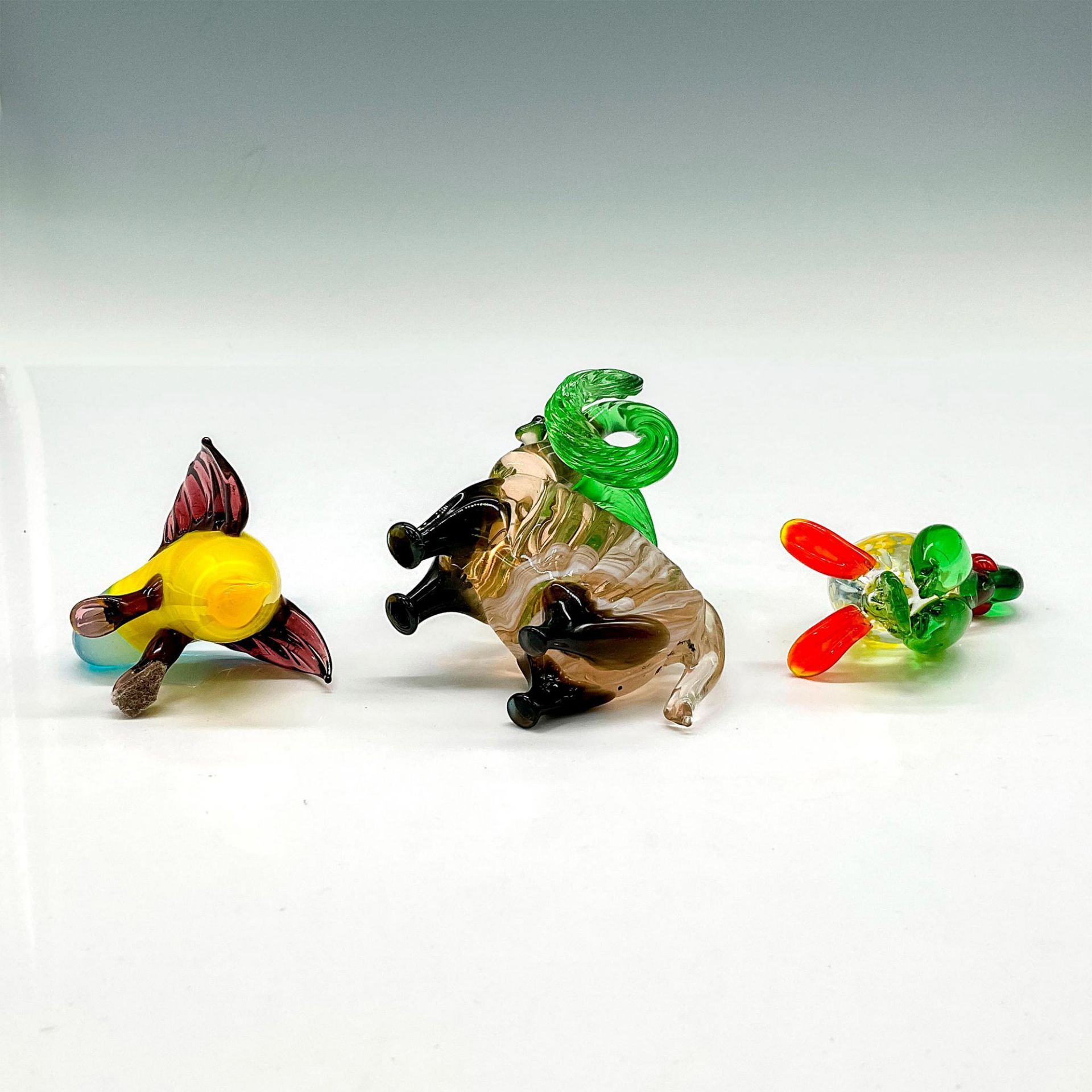 3pc Hand-blown Art Glass Figurines - Image 3 of 3