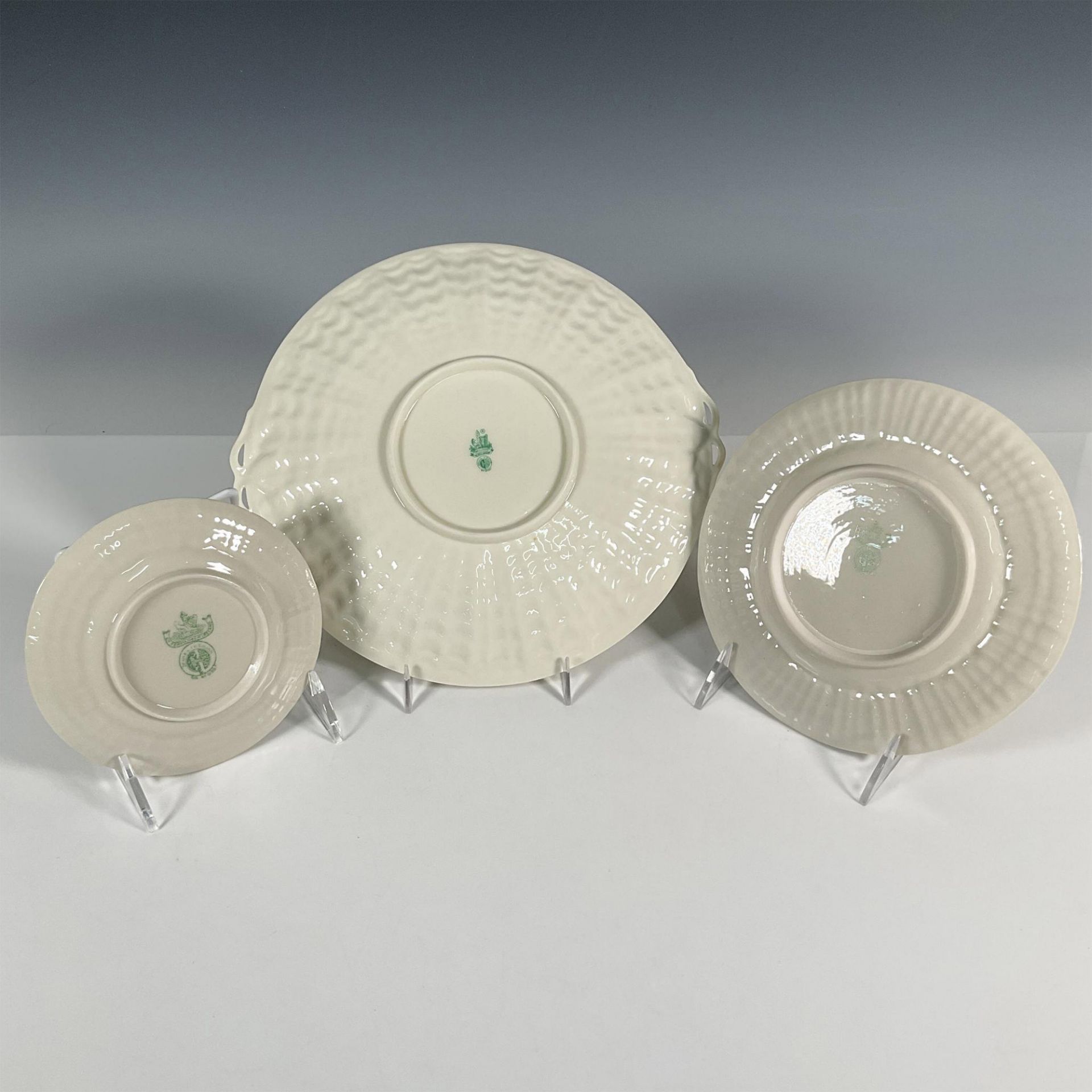 6pc Belleek Pottery Porcelain Tableware, Tridacna Pink - Image 8 of 8