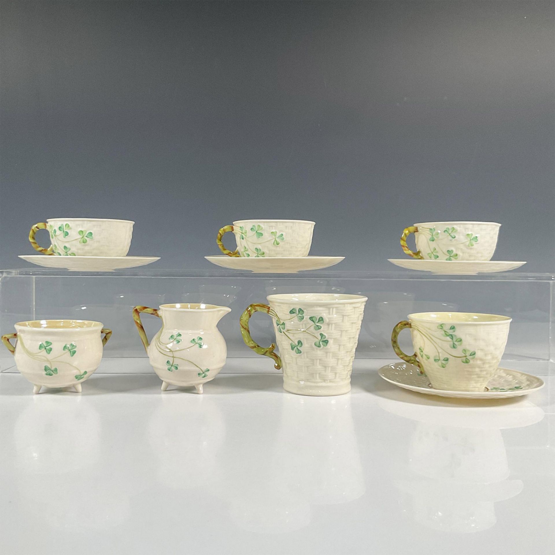 11pc Belleek Pottery Porcelain Tea Set, Shamrock - Image 2 of 3