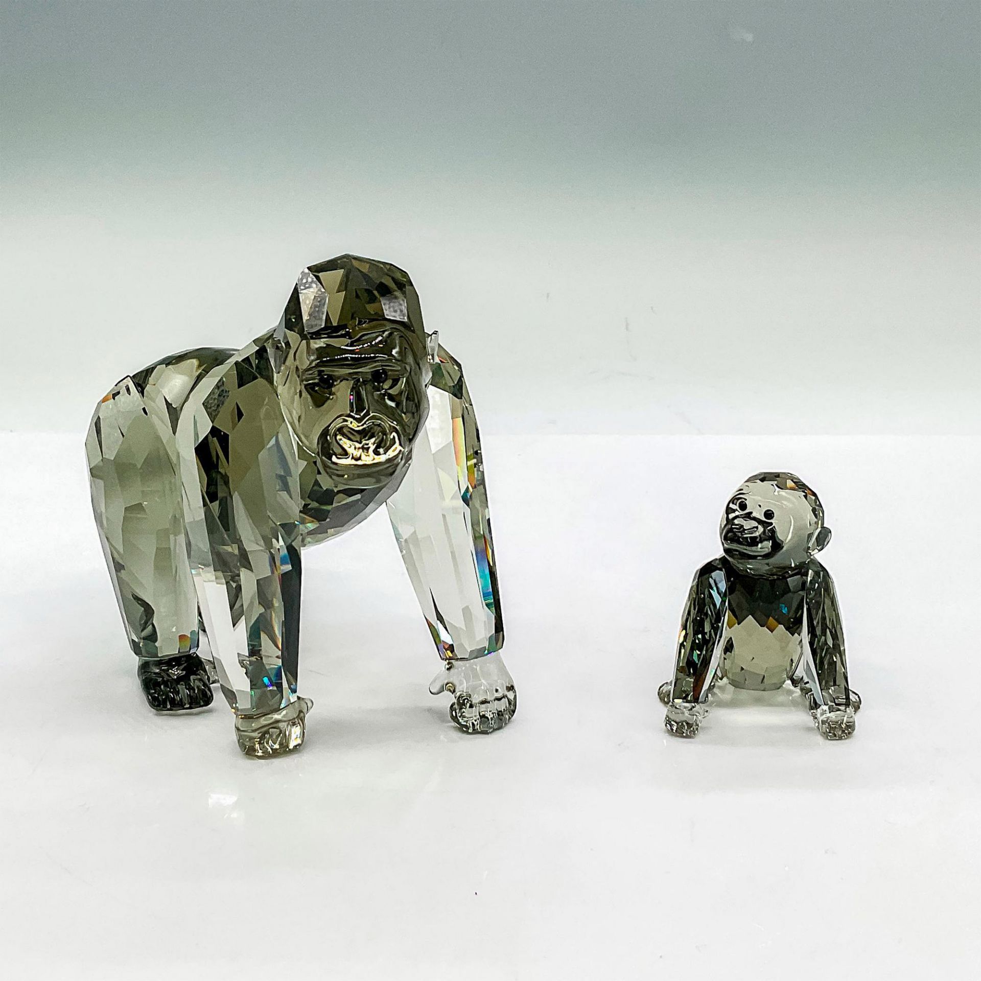 3pc Swarovski Crystal Figurines, Mother Gorilla/Baby/Plaque - Image 2 of 5