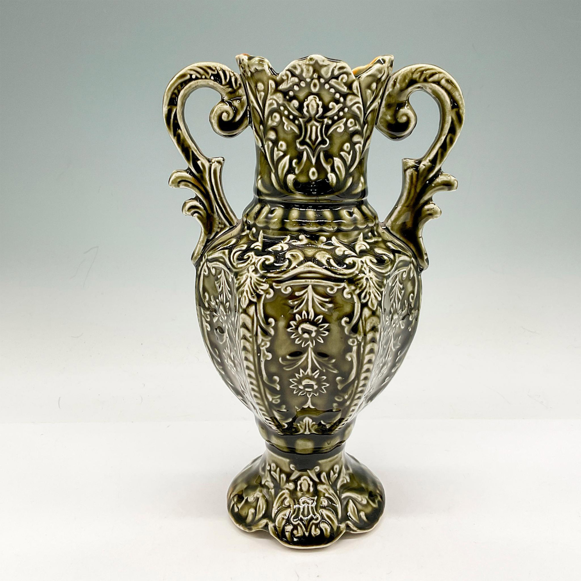 German Dual Handled Majolica Vase - Image 2 of 3