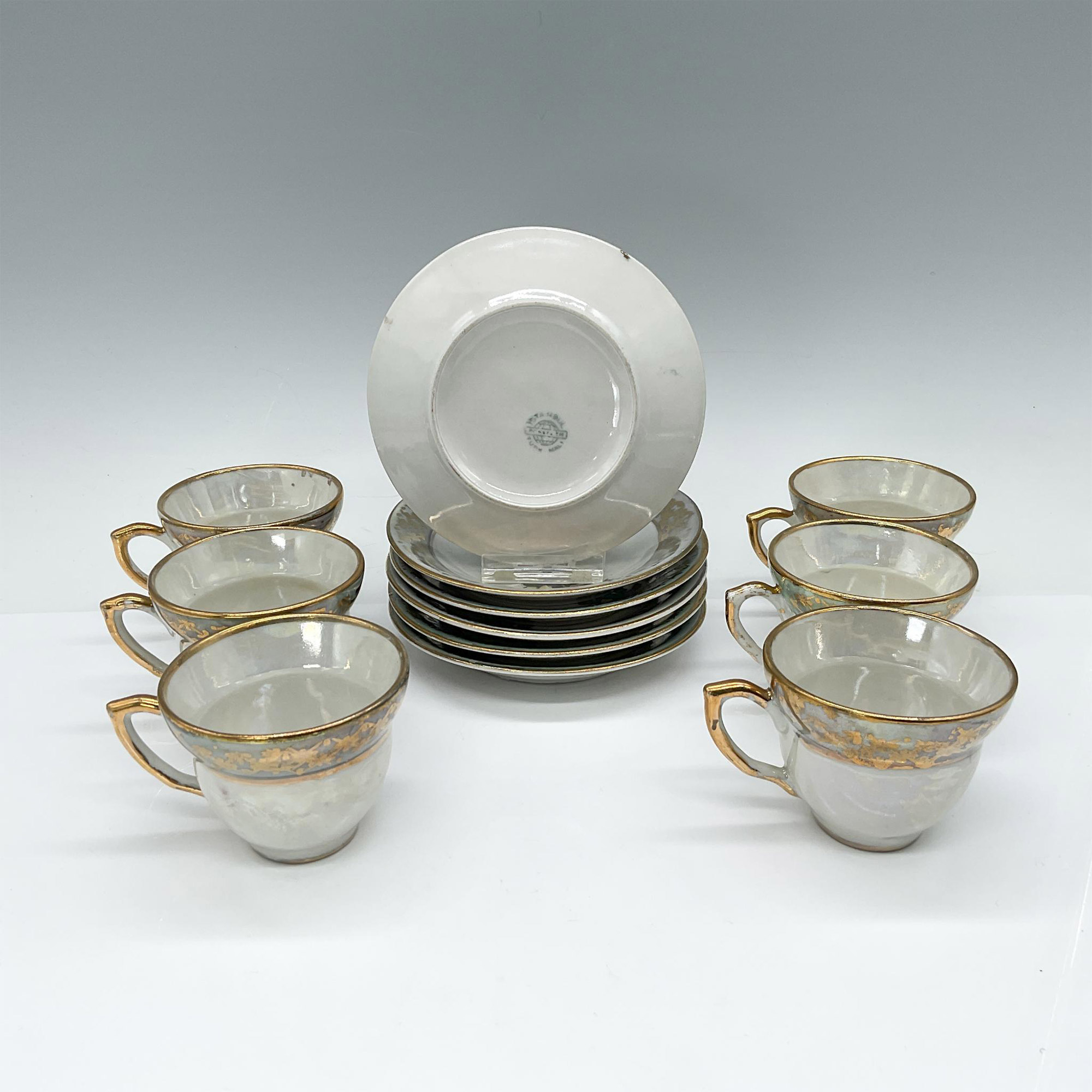 12pc Vintage Istanbul Porselen Teacups & Saucers Set - Image 2 of 3