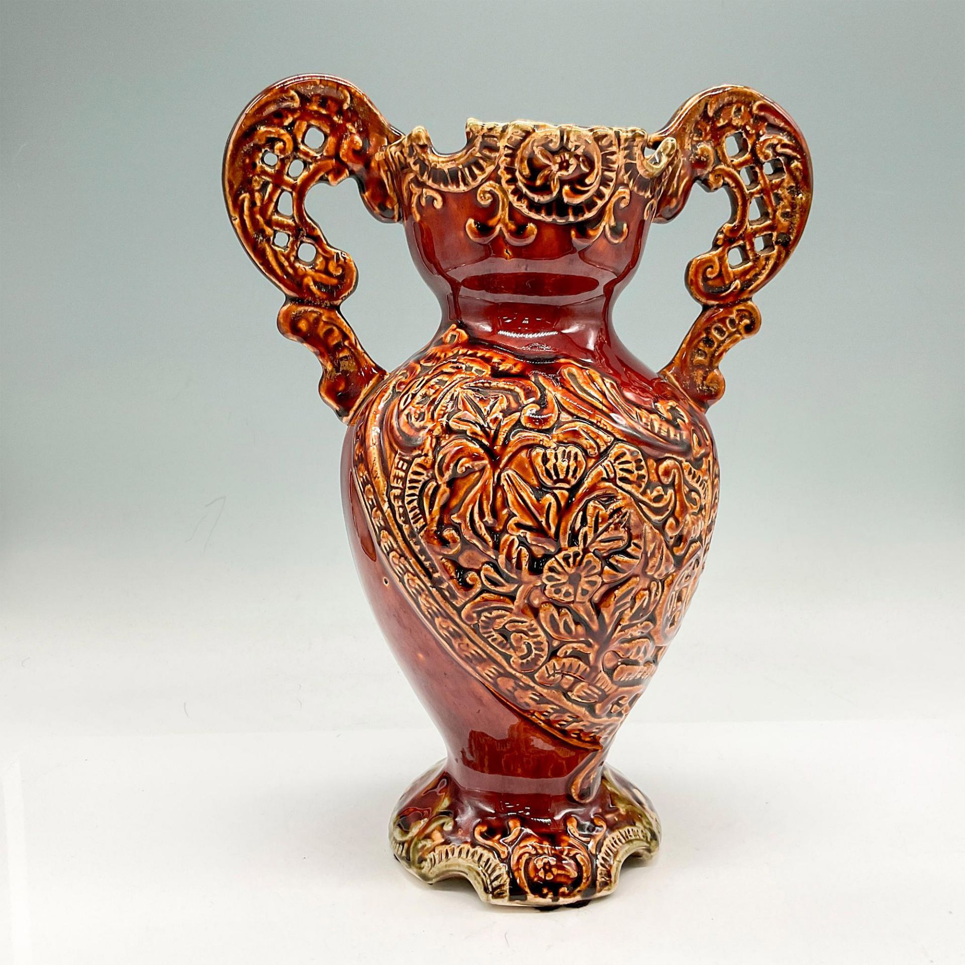 German Majolica Two Handled Vase - Image 2 of 3