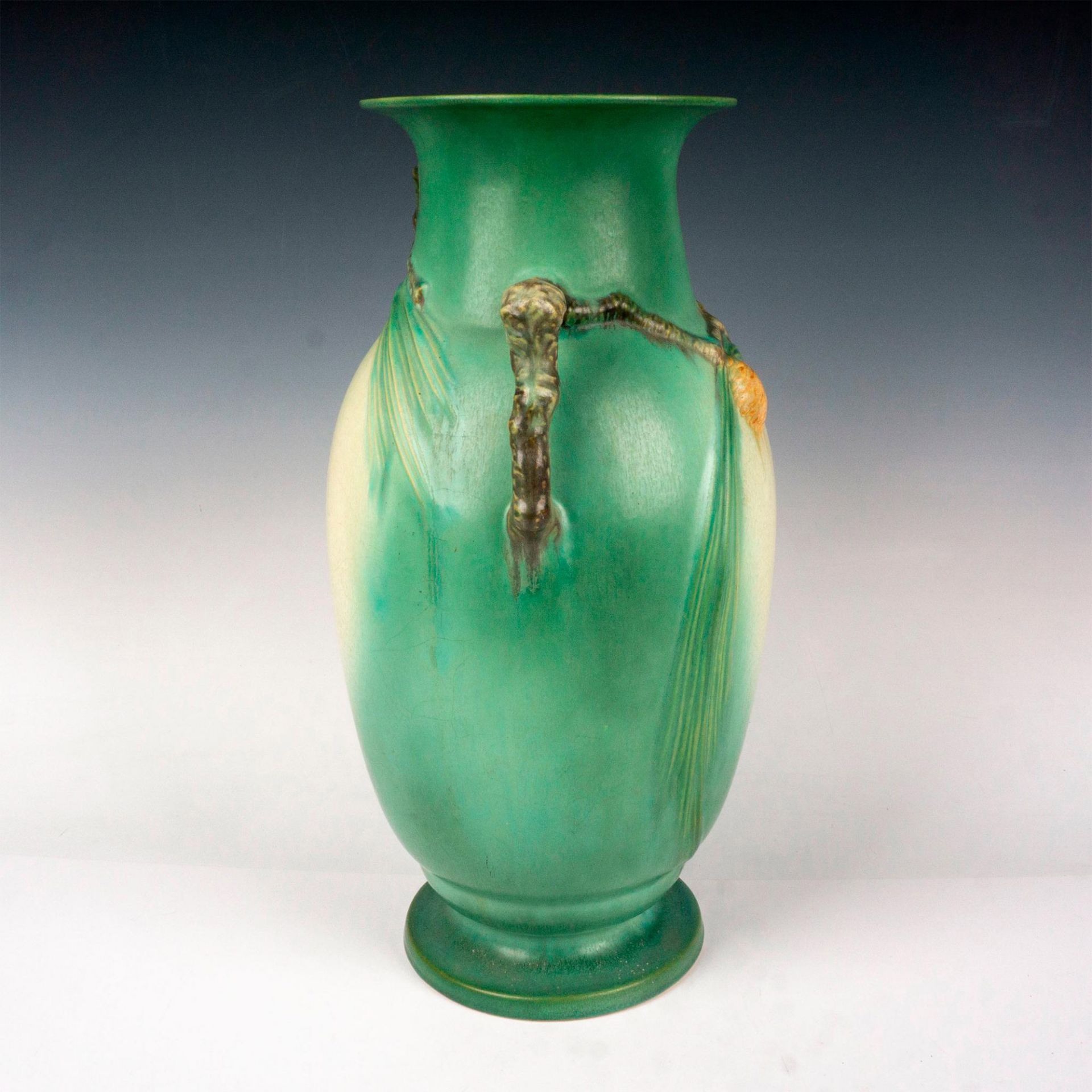 Roseville Pottery Branch Handles Vase, Pinecone Green - Bild 2 aus 3
