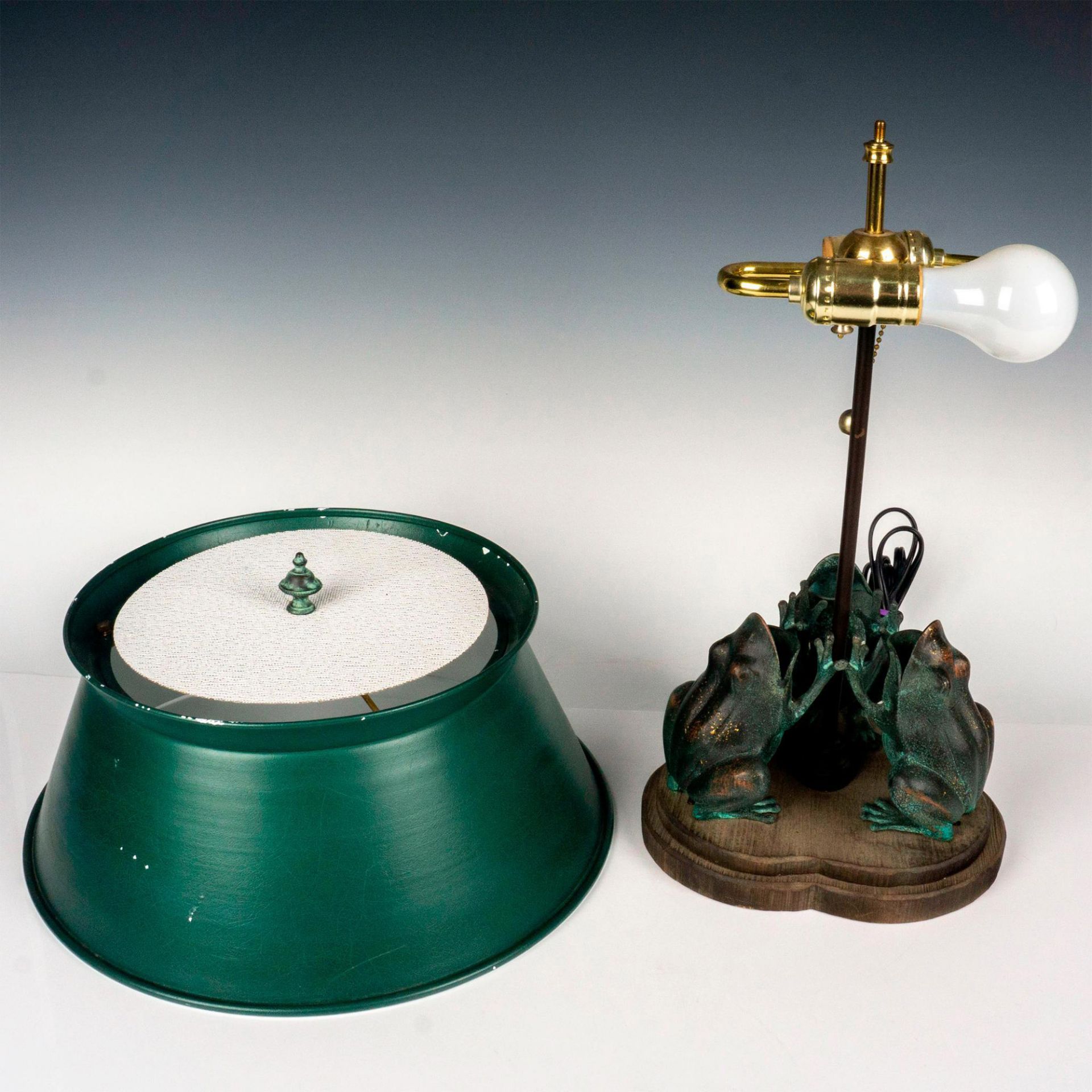 Frederick Cooper Wood and Metal Modern Frog Table Lamp - Image 3 of 5