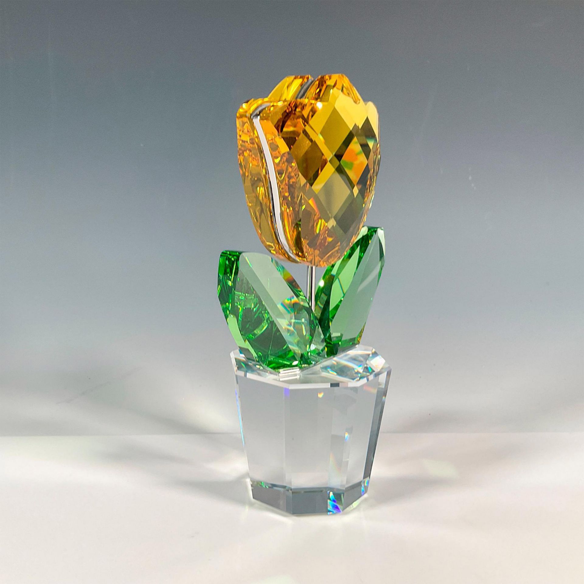 Swarovski Crystal Figurine, Large Tulip - Image 2 of 4