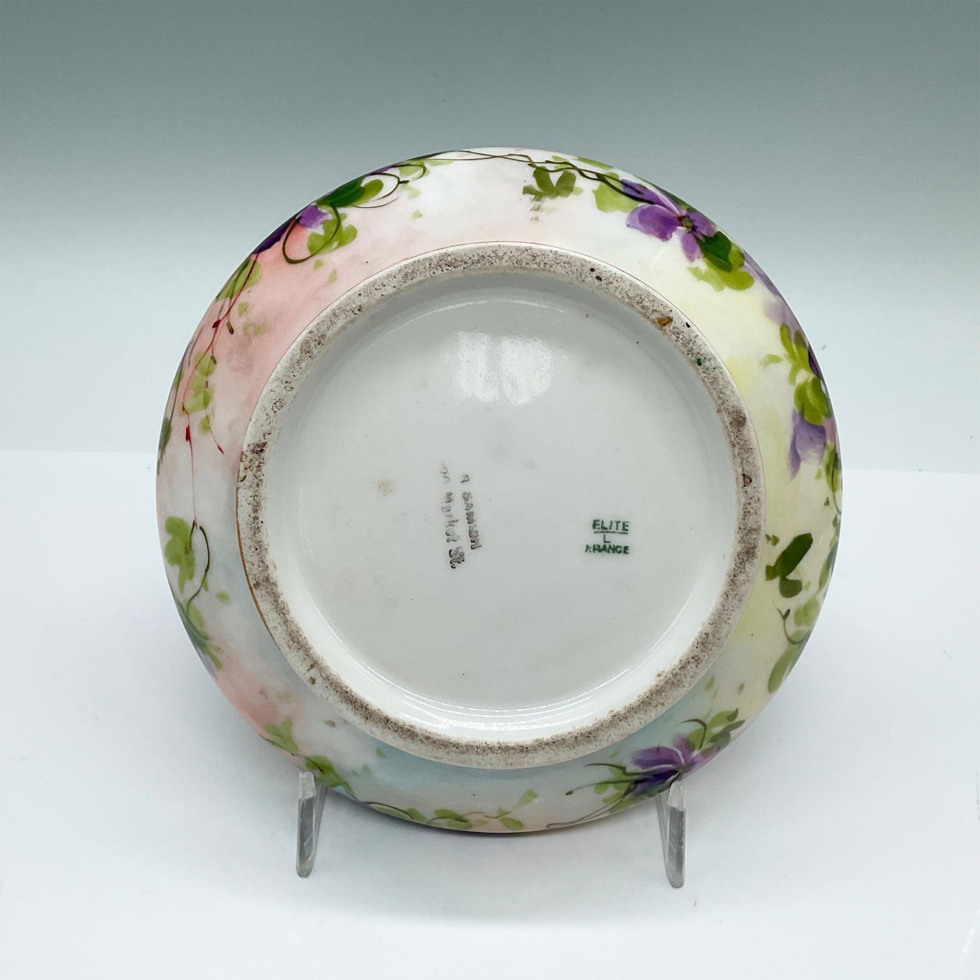 Elite Porcelain Limoges Floral Dresser Box with Cover - Image 3 of 3