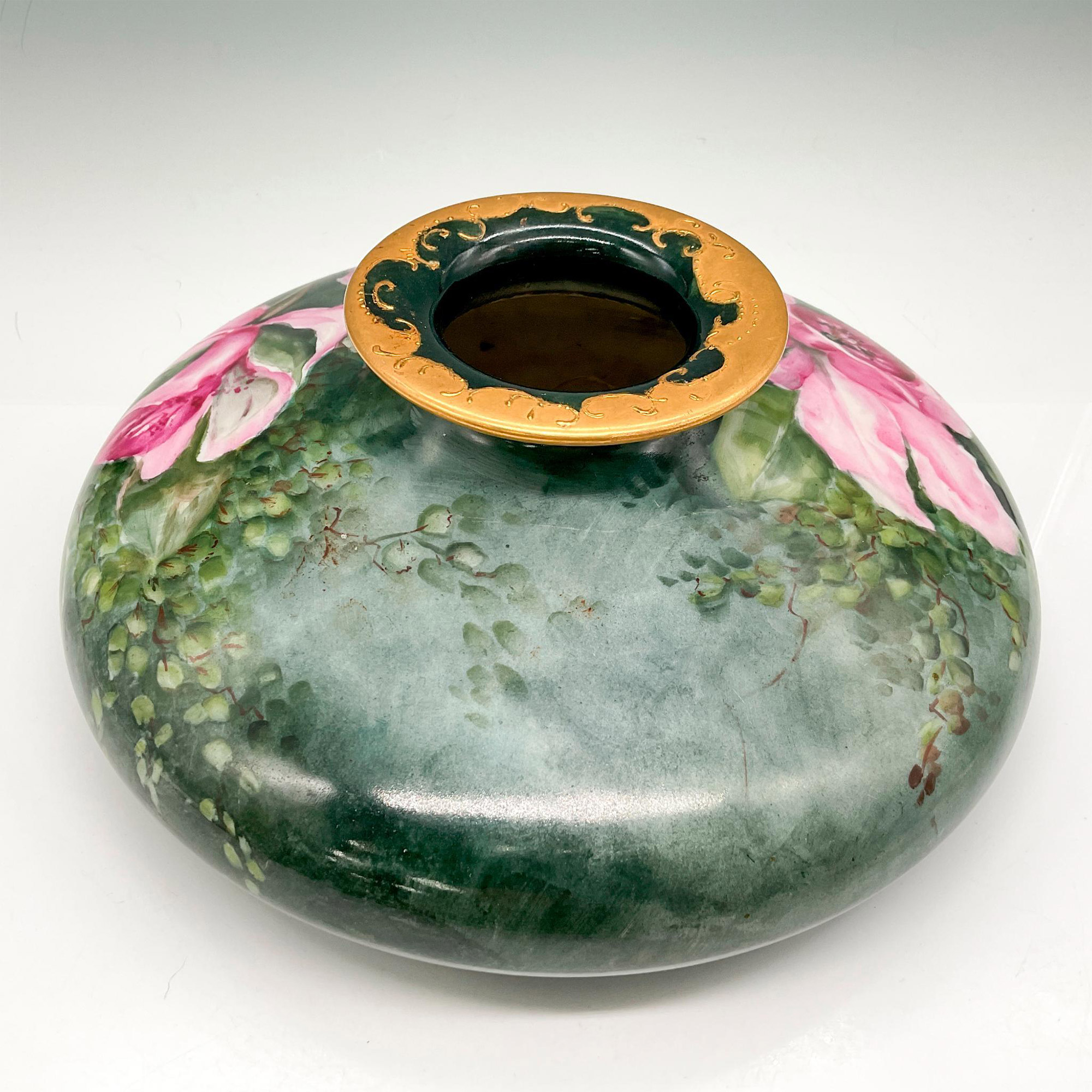 Tressemanes & Vogt Porcelain Squat Vase - Image 3 of 4