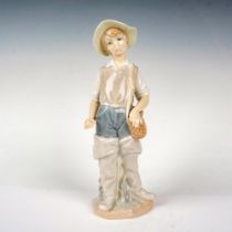 Going Fishing 1004809 - Lladro Porcelain Figurine