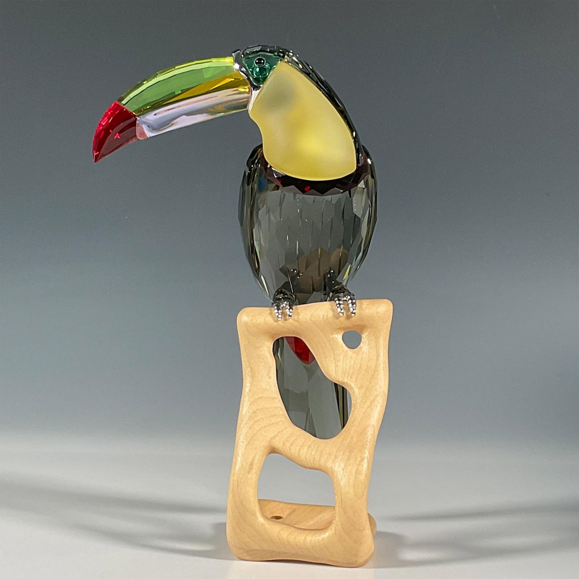 Swarovski Crystal Paradise Birds Figurine, Toucan - Image 2 of 5