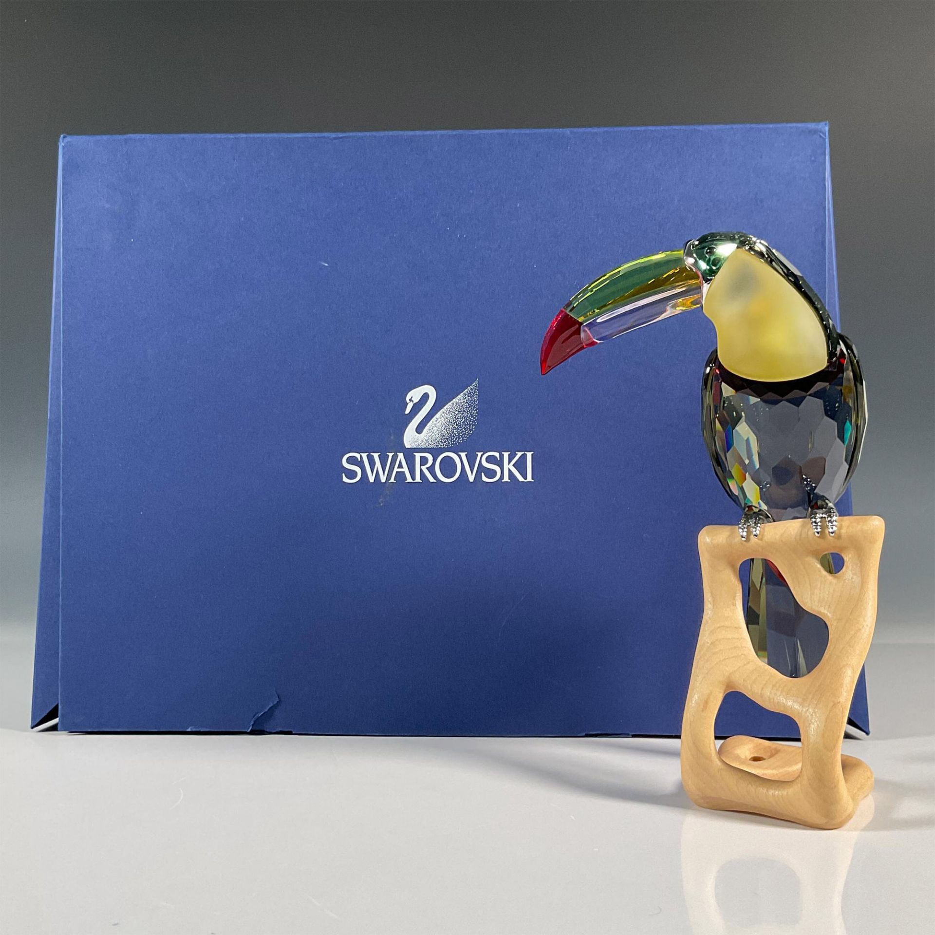Swarovski Crystal Paradise Birds Figurine, Toucan - Image 5 of 5