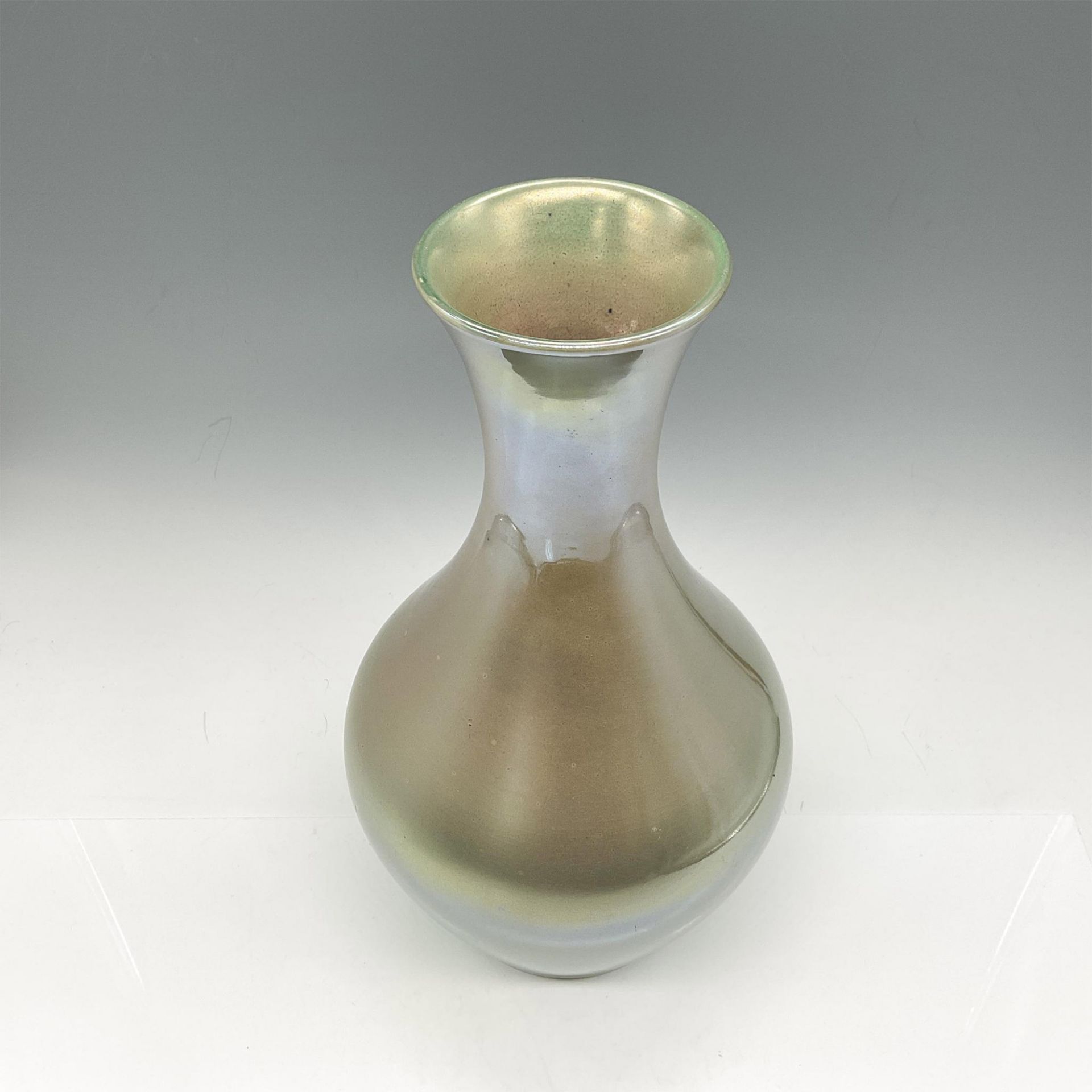 Moorcroft Pottery Green Lustreware Vase - Image 2 of 3