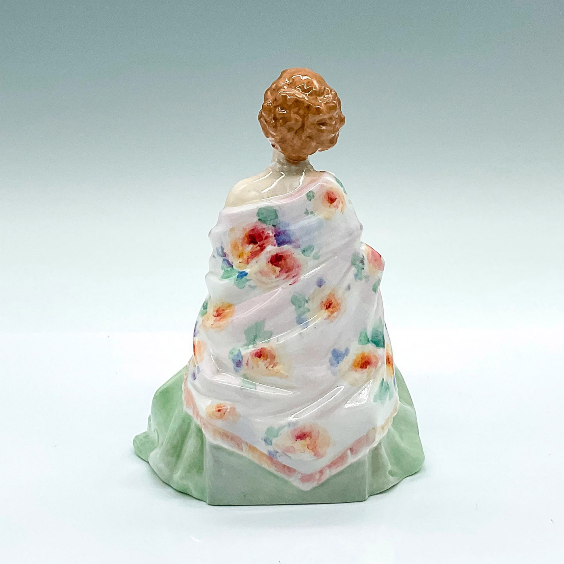 Aileen HN1645 - Royal Doulton Figurine - Image 2 of 3