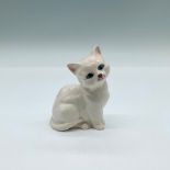 Kitten DA123 - Royal Doulton Figurine