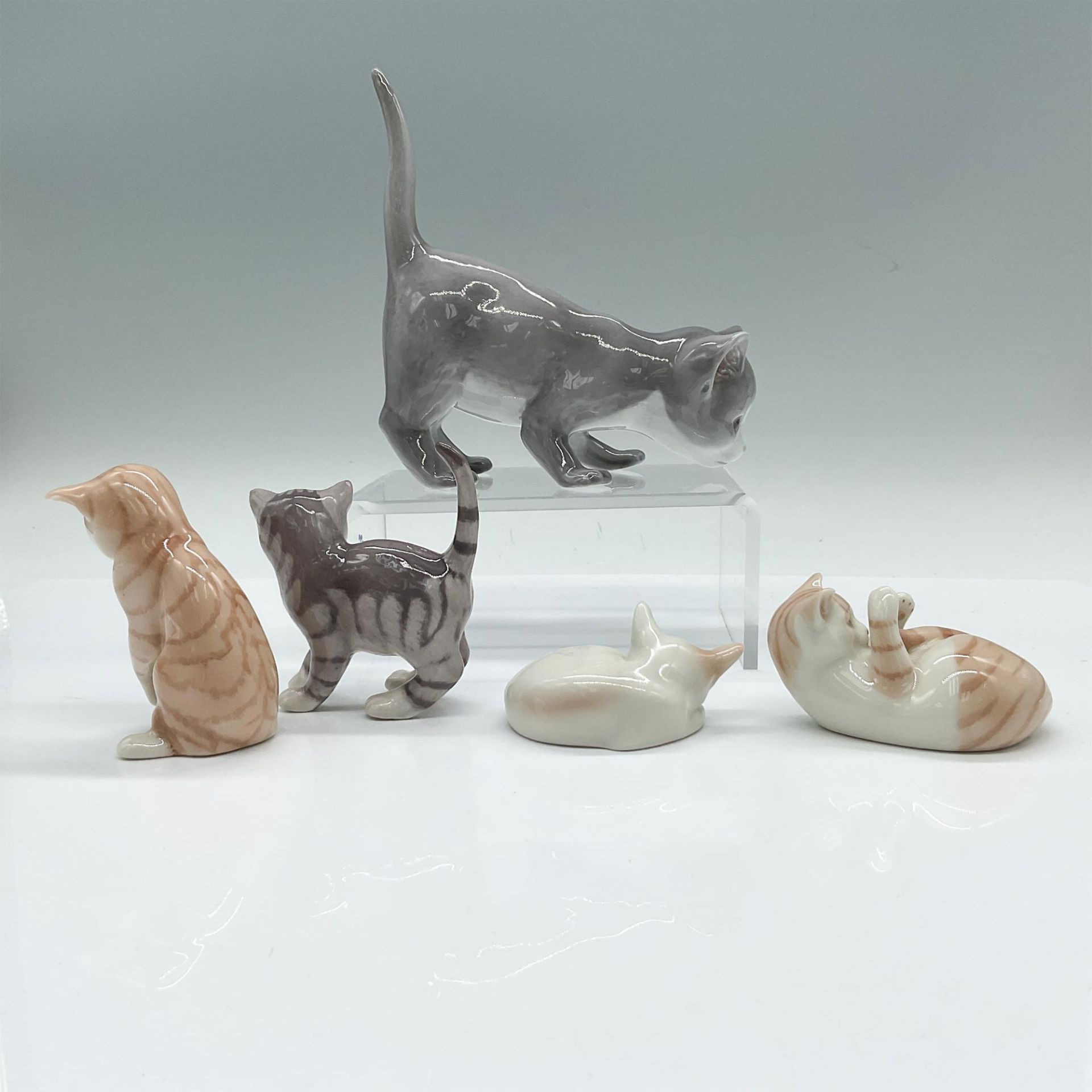 5pc Royal Copenhagen Porcelain Cat Figurines - Image 2 of 3