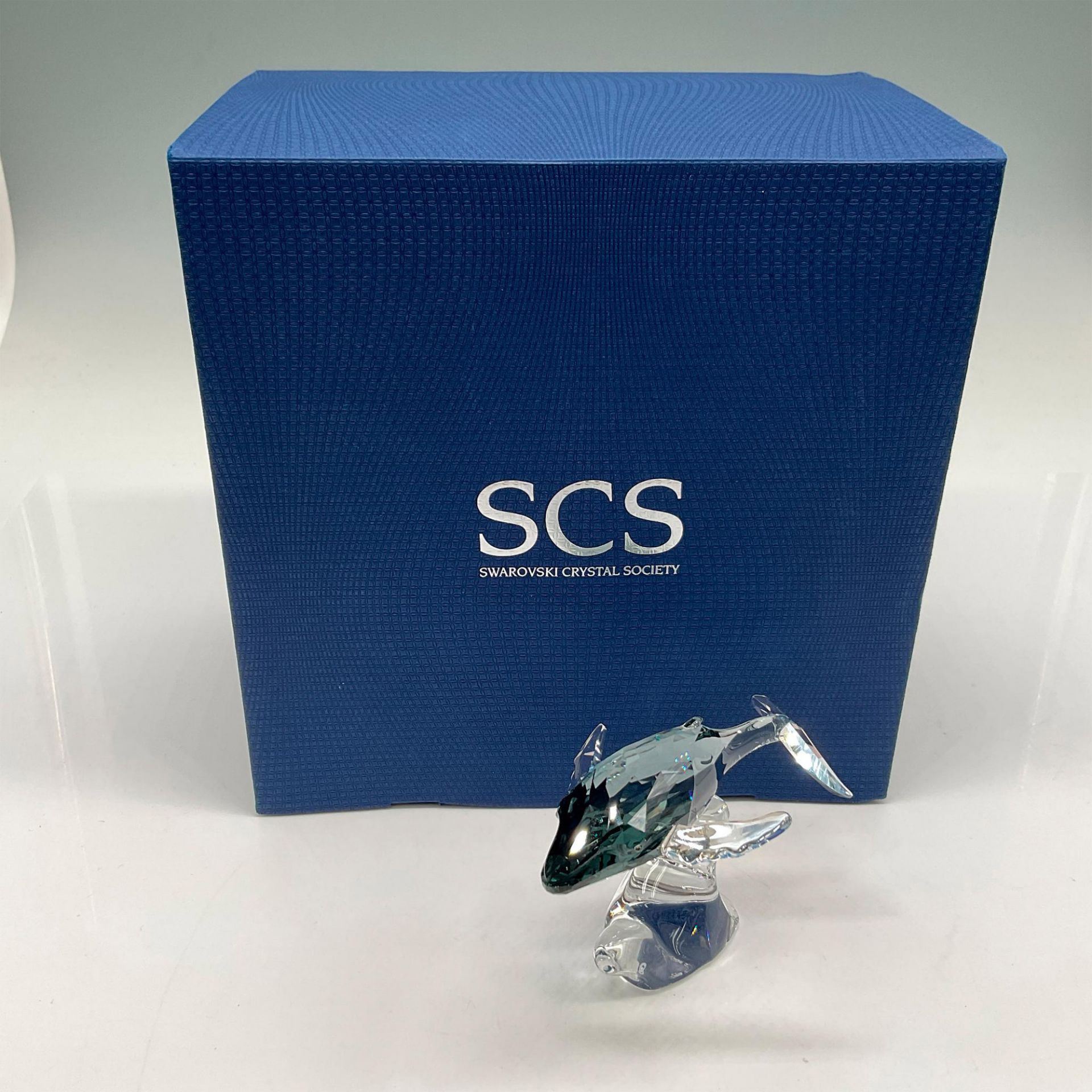 Swarovski Crystal Figurine, Young Humpback Whale - Image 4 of 4