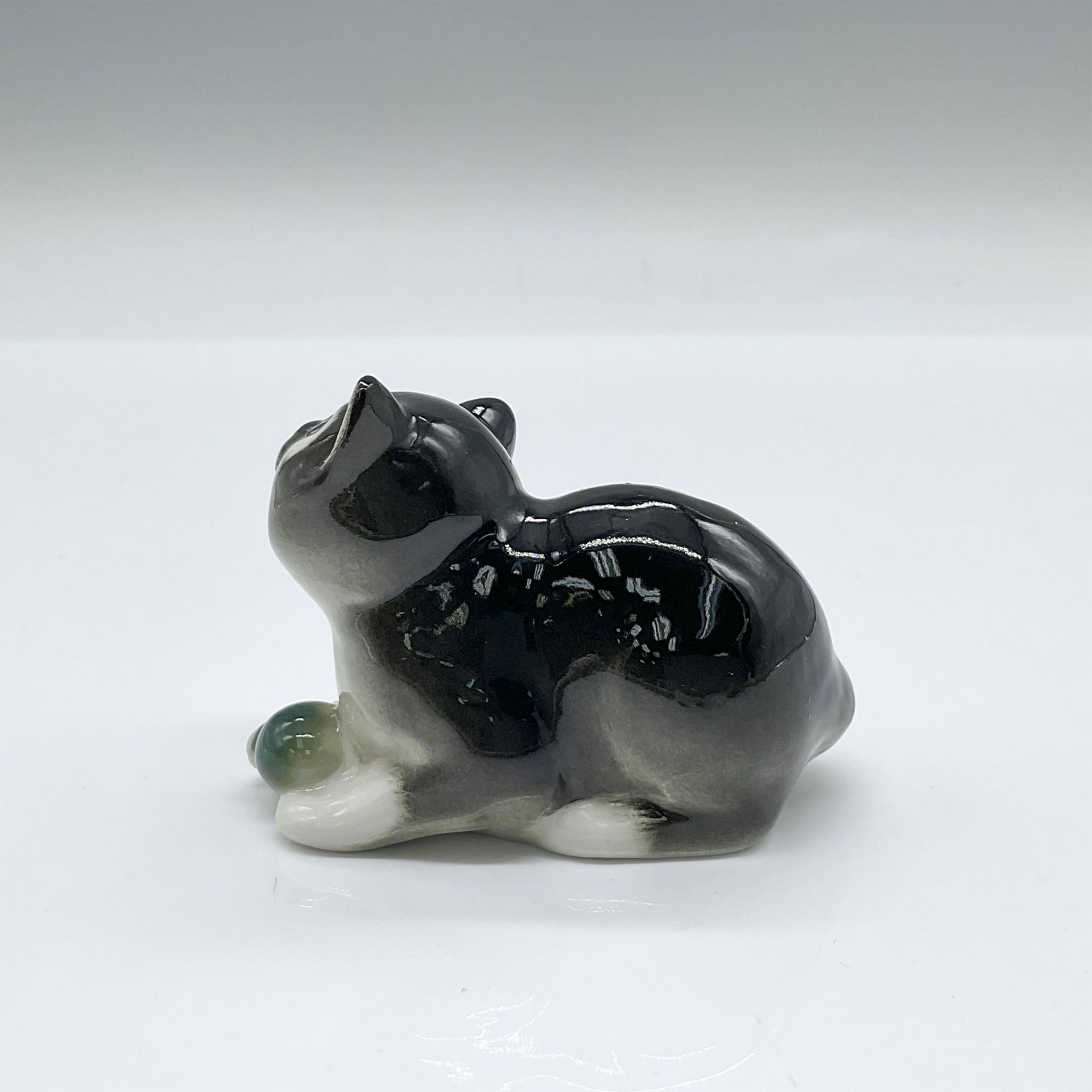 Lomonosov LFZ Porcelain Cat Figurine - Image 2 of 3