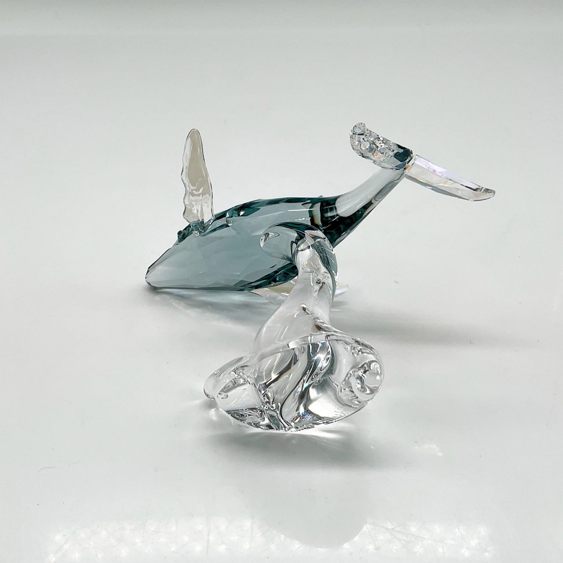 Swarovski Crystal Figurine, Young Humpback Whale - Image 3 of 4