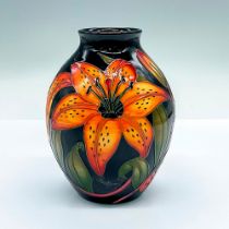 Limited Edition Moorcroft Pottery Tiger Lily Vase