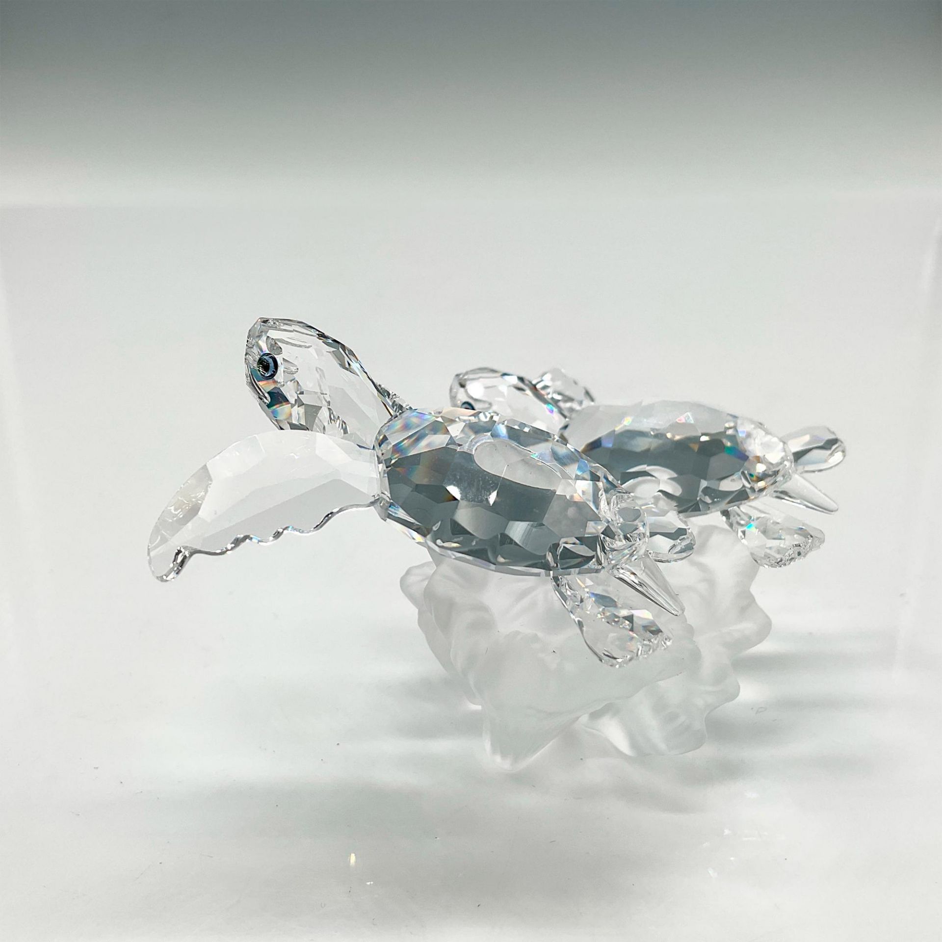 Swarovski Crystal Figurine, Baby Sea Turtles, Signed - Image 2 of 4