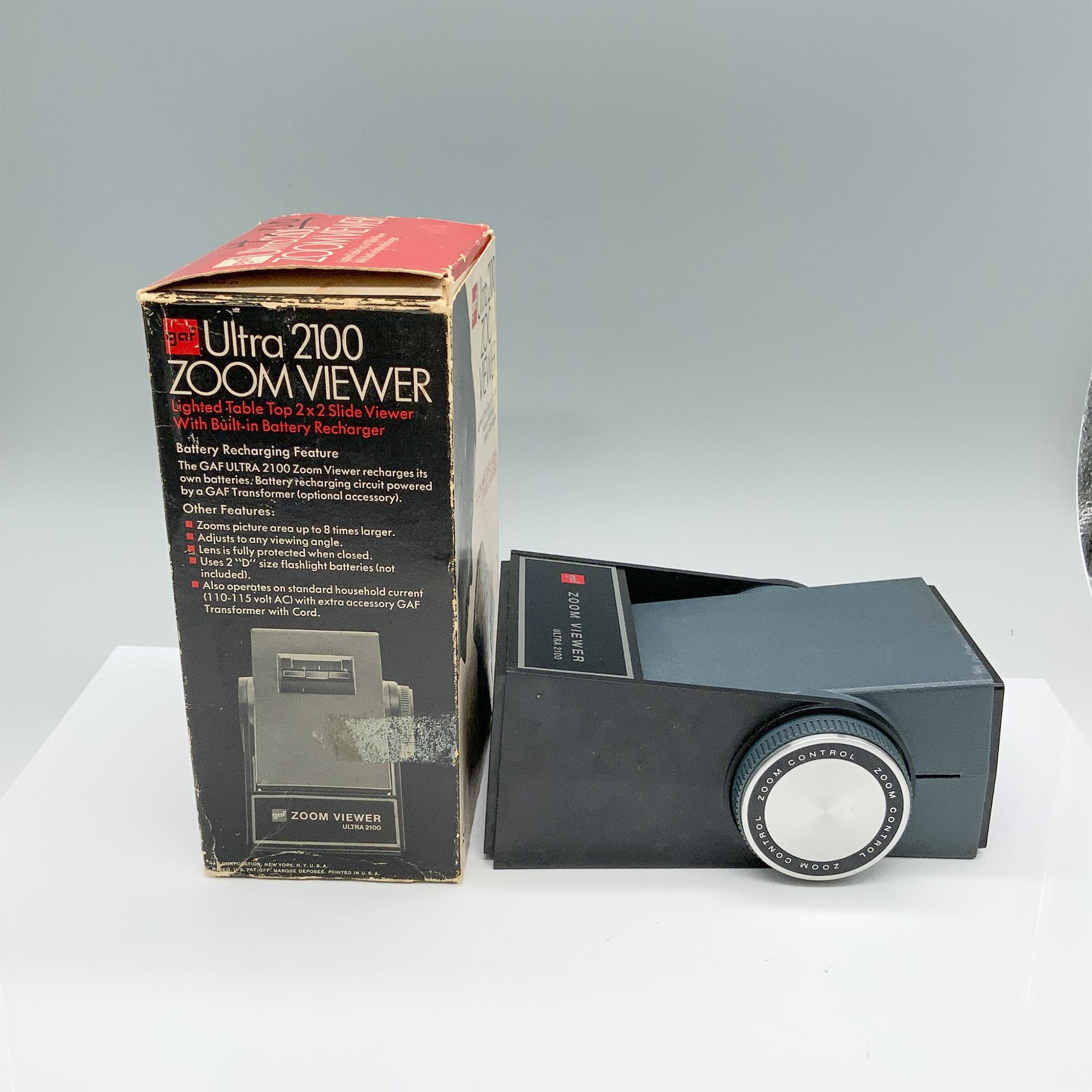 2pc GAF Ultra 2100 Zoom Viewer & Three Slide Cube Cartridges - Image 3 of 13