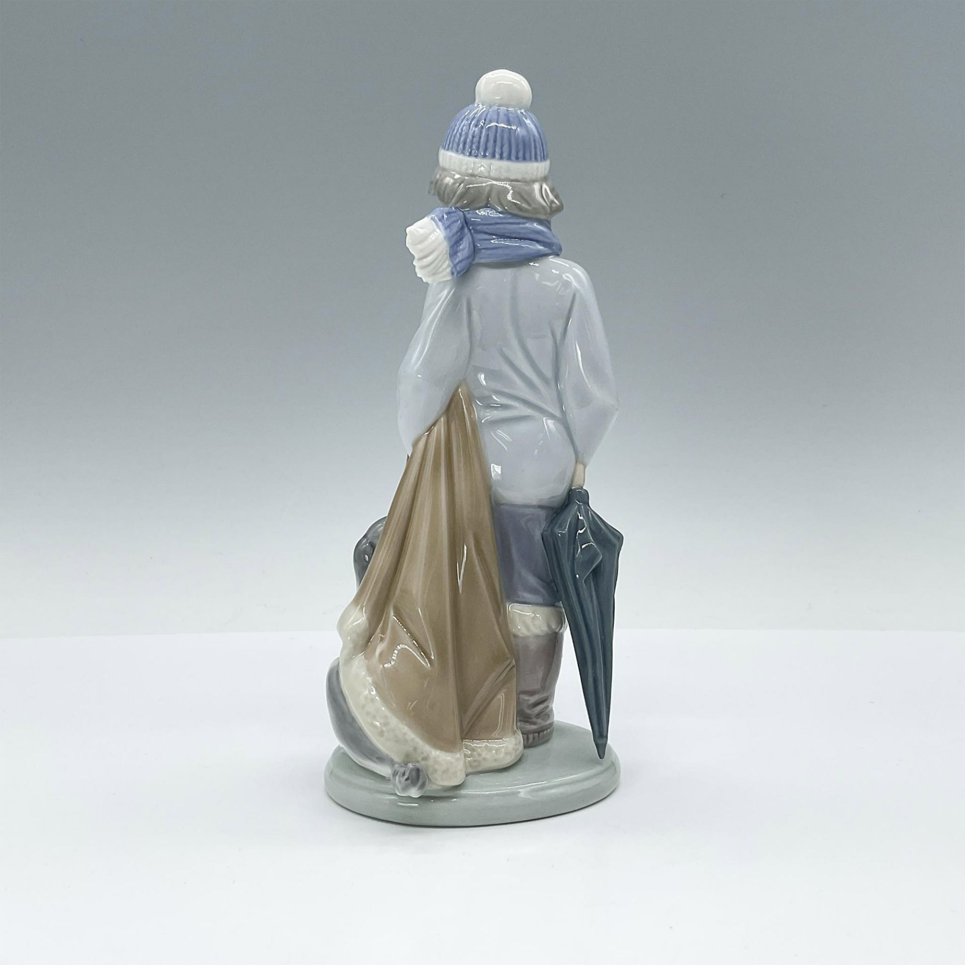 Lladro Porcelain Figurine Winter 1005220 - Bild 2 aus 3